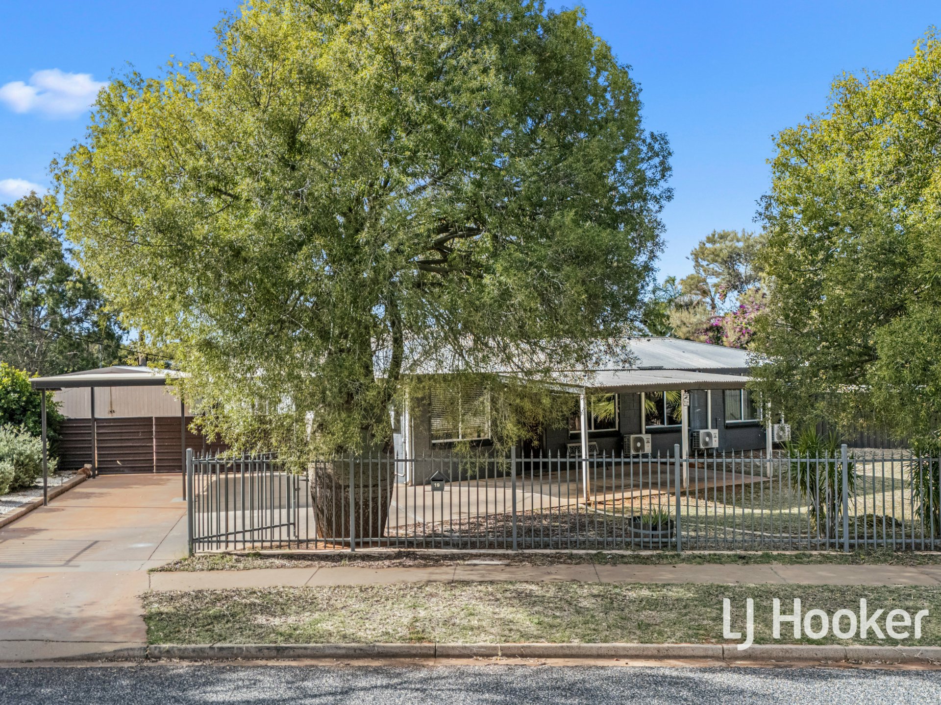19 Poeppel Gardens — photo from LJ Hooker Alice Springs