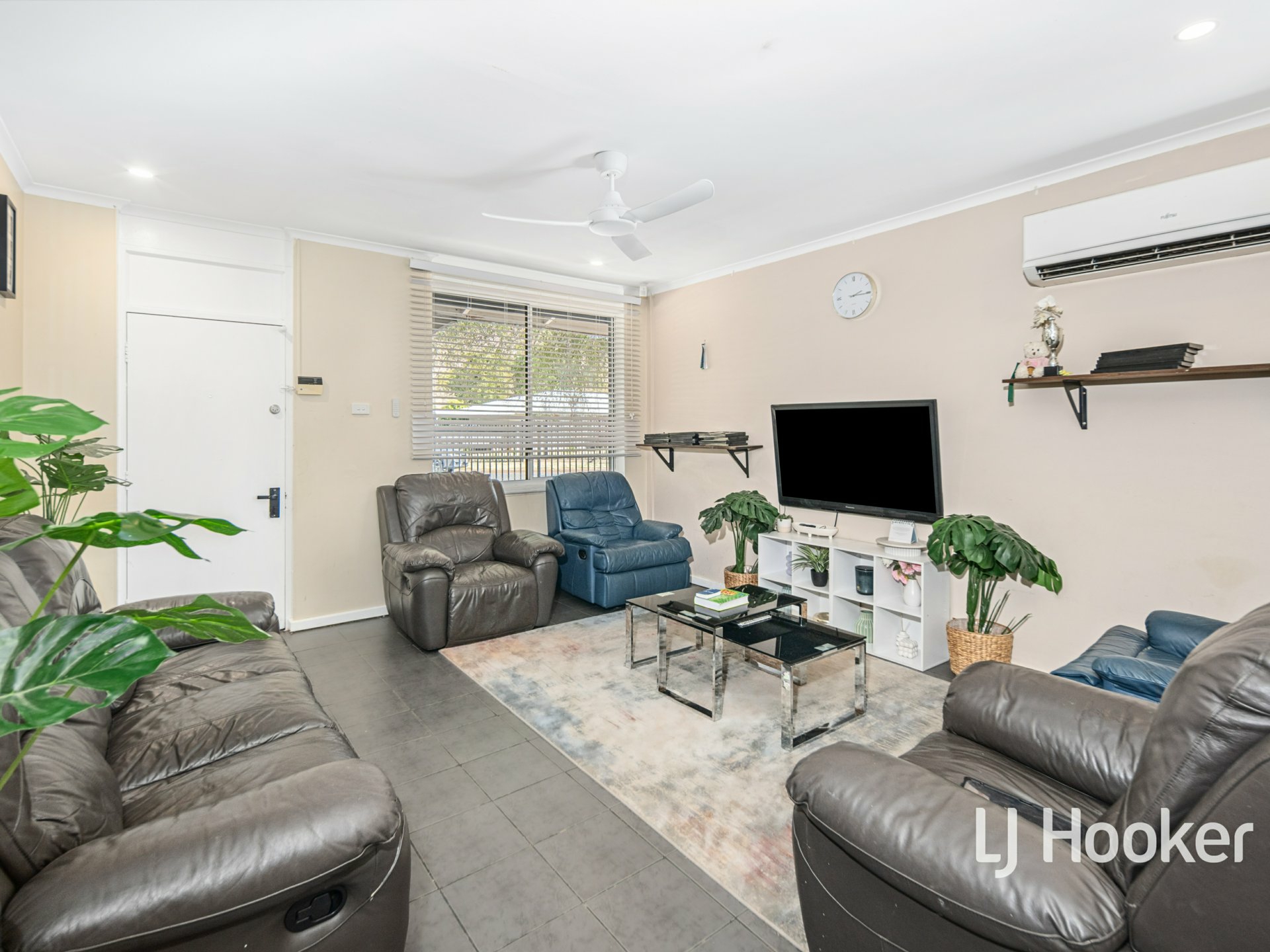 19 Poeppel Gardens — photo 3 of 26