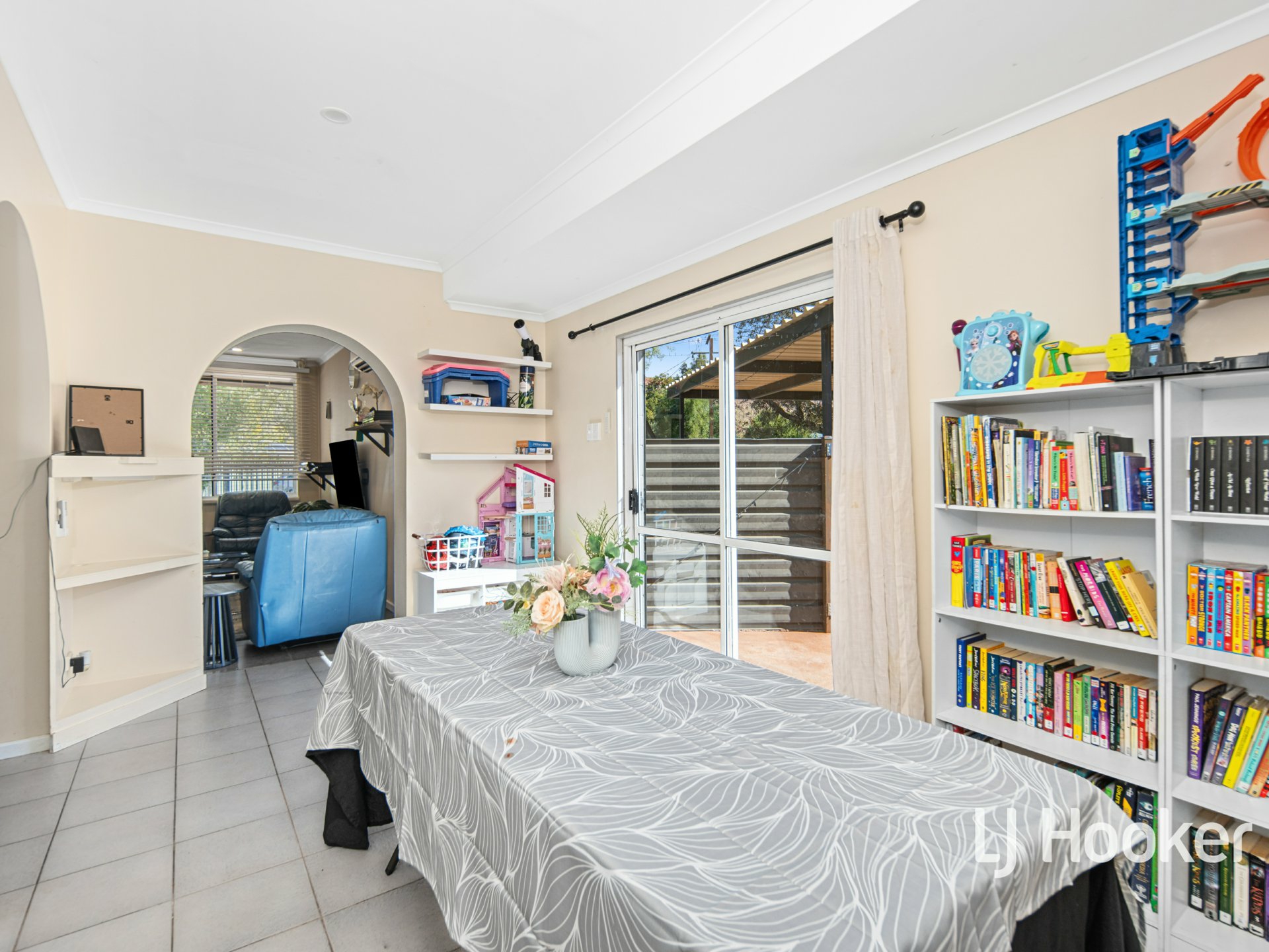 19 Poeppel Gardens — photo 15 of 26