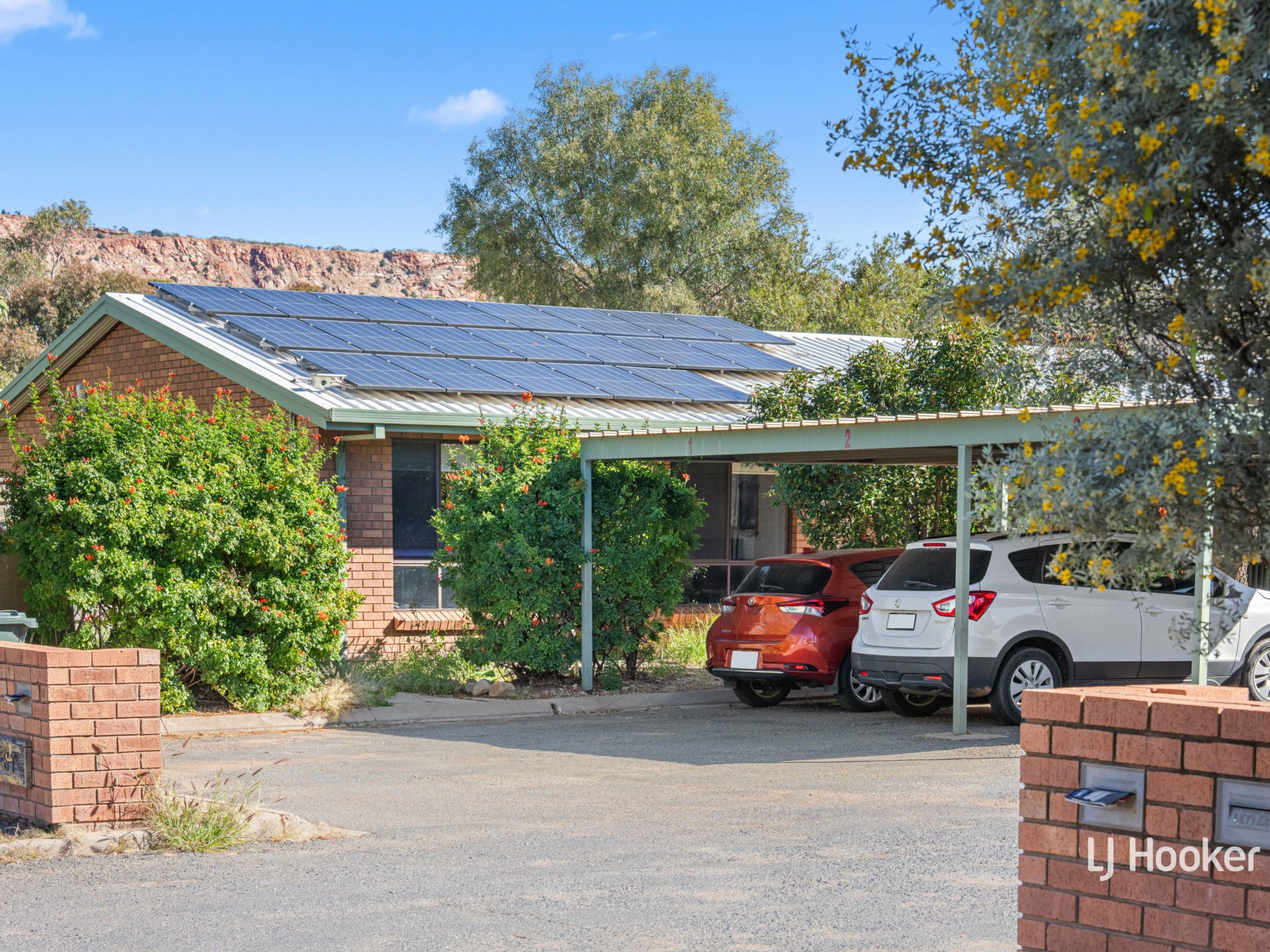 1/9 Taylor Street — photo from LJ Hooker Alice Springs