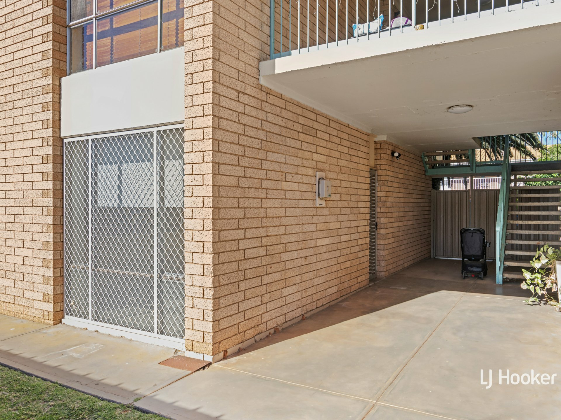 1/6 Hong Street — photo 15 of 15