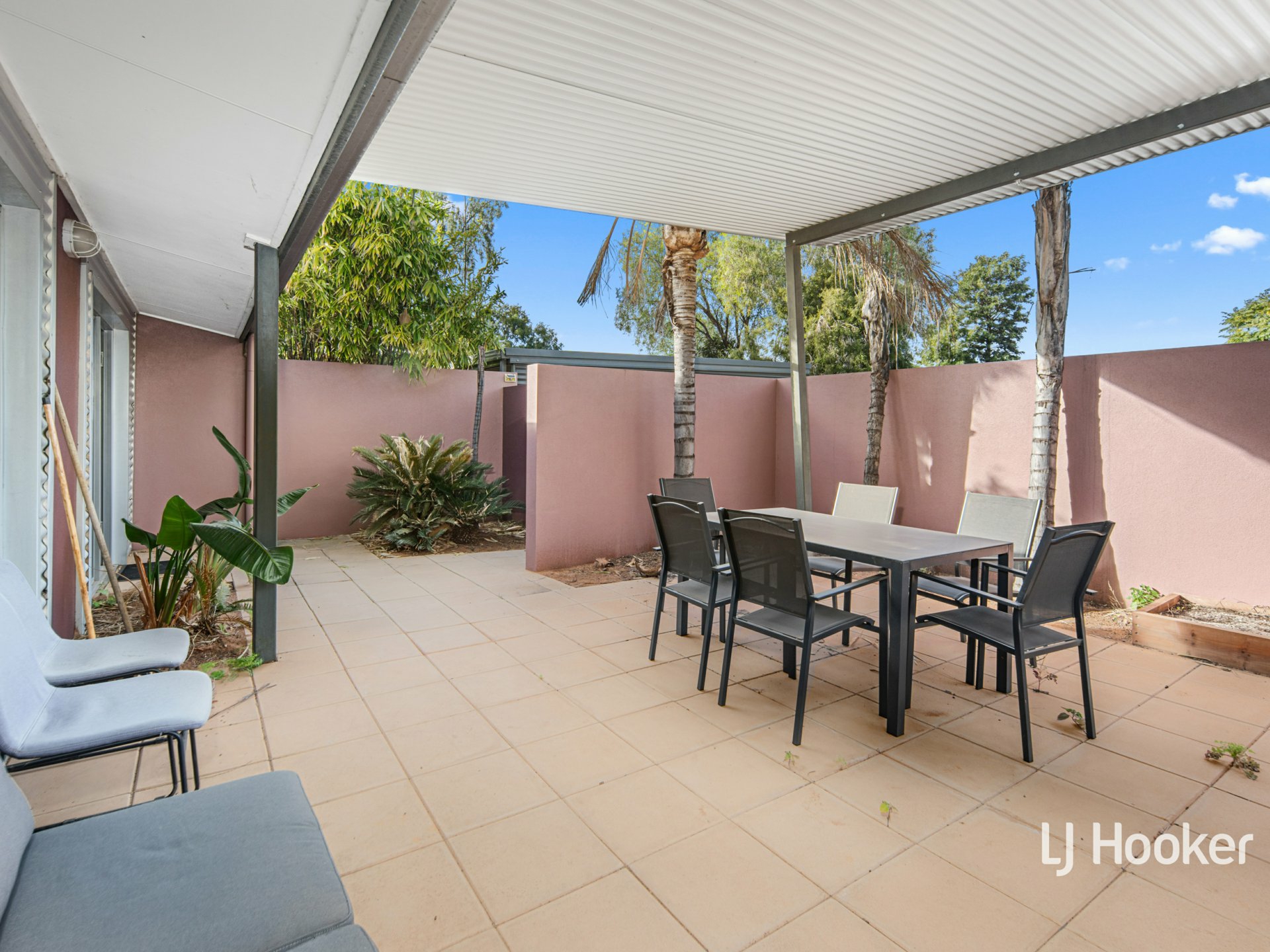 Unit 10/11 Jennerae Drive — photo 10 of 15