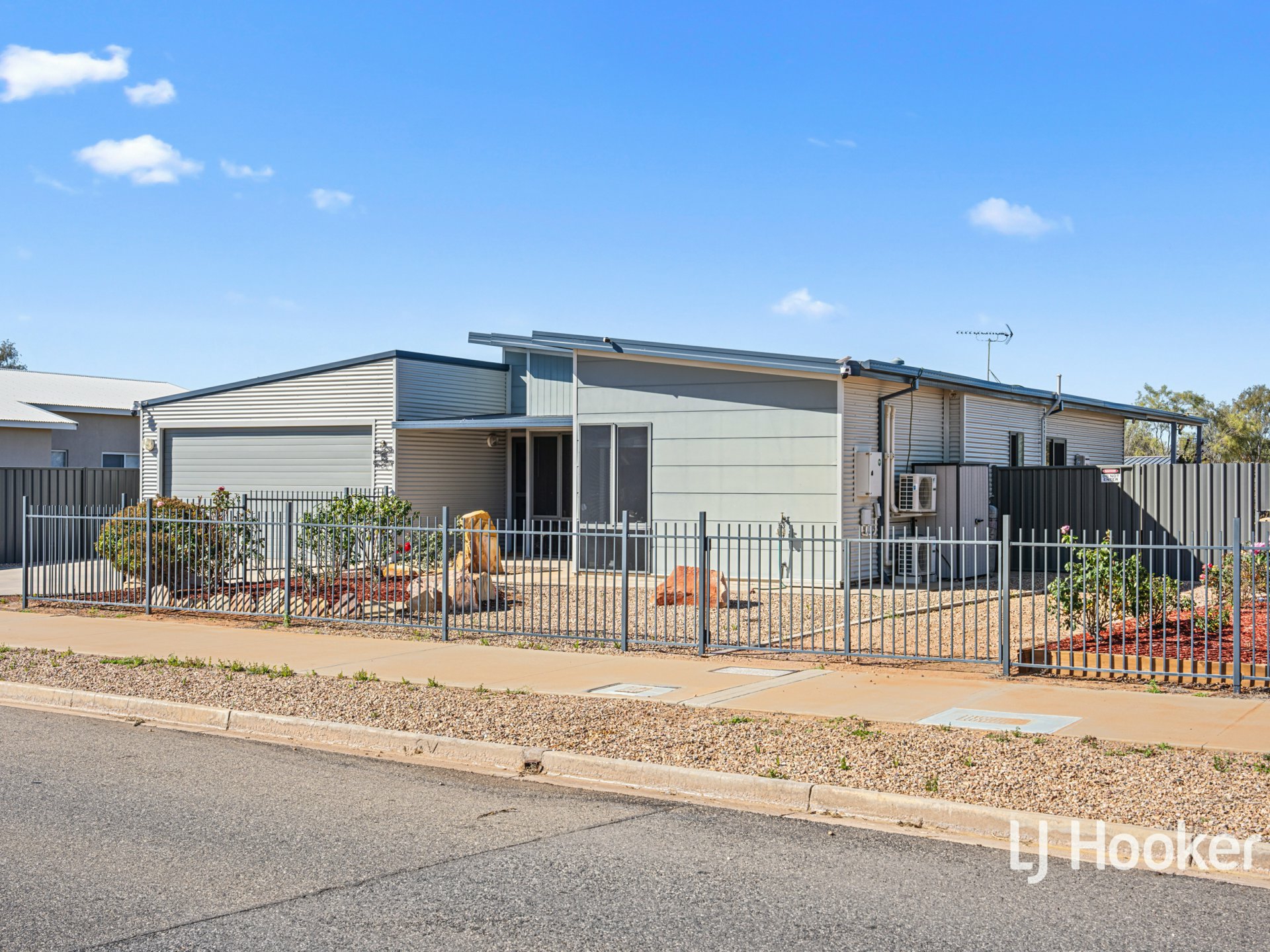 15 Welton Parade — photo from LJ Hooker Alice Springs