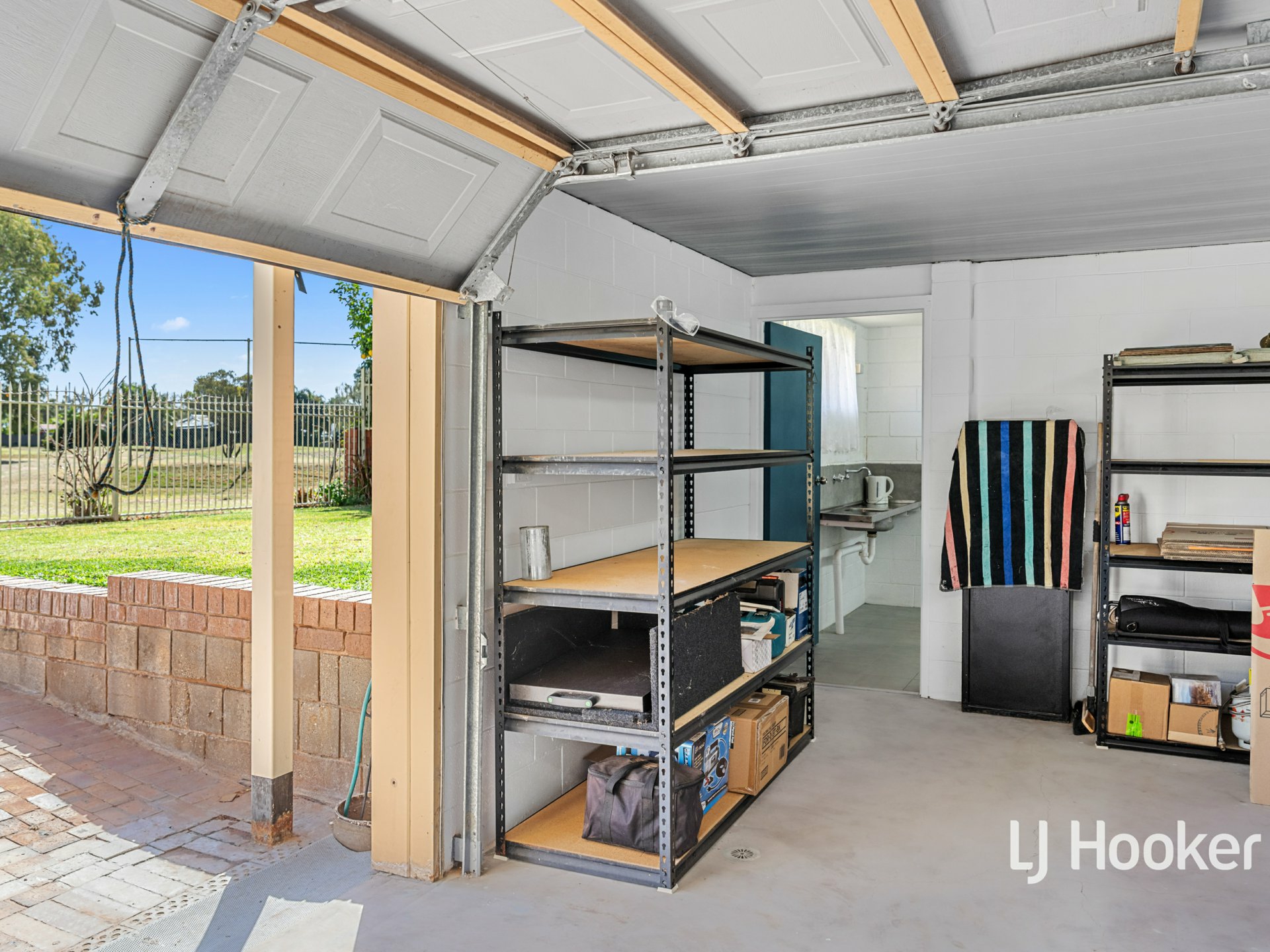 32 Cromwell Drive — photo 17 of 21