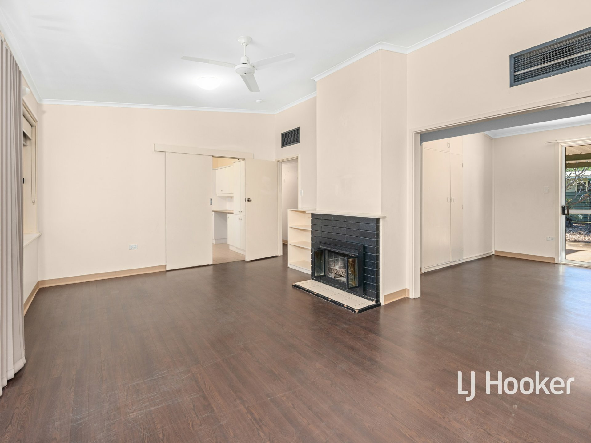 9 Rosenbaum Street — photo 6 of 15