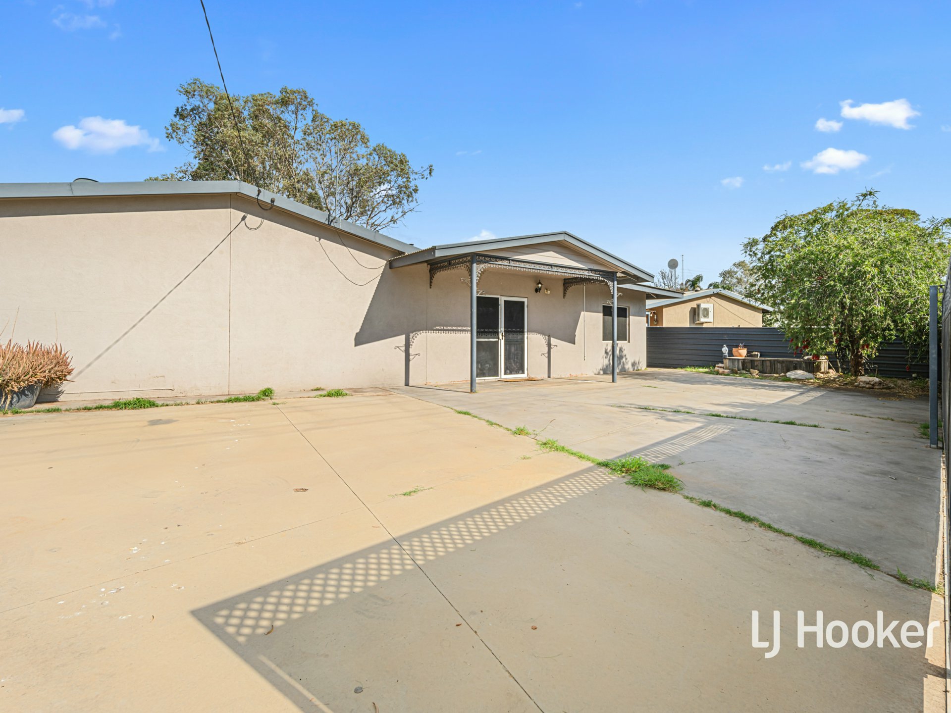 11 Chalmers Street — photo 2 of 16