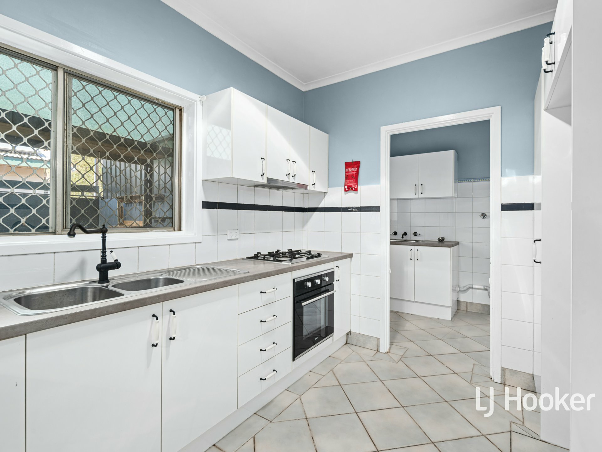 11 Chalmers Street — photo 8 of 16