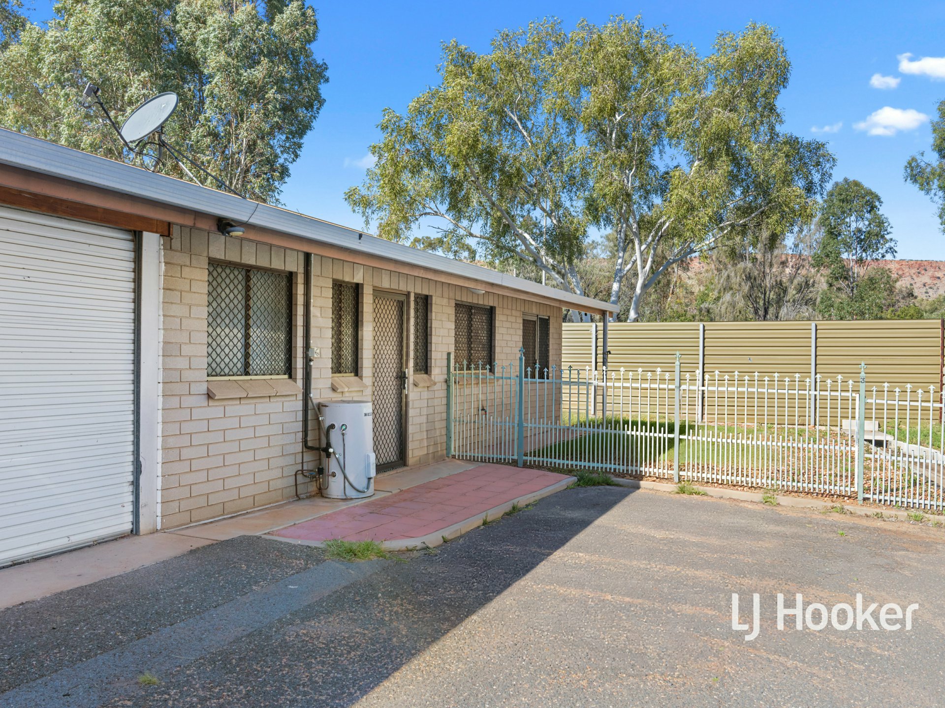 3/13 Battarbee Street — photo from LJ Hooker Alice Springs