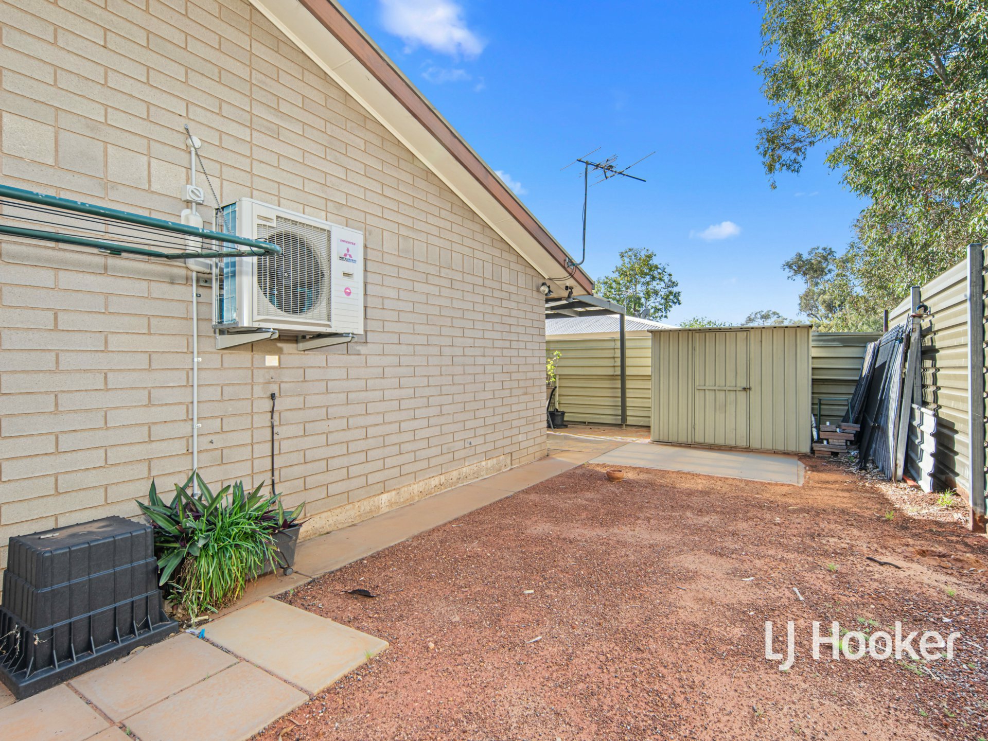 3/13 Battarbee Street — photo 18 of 23