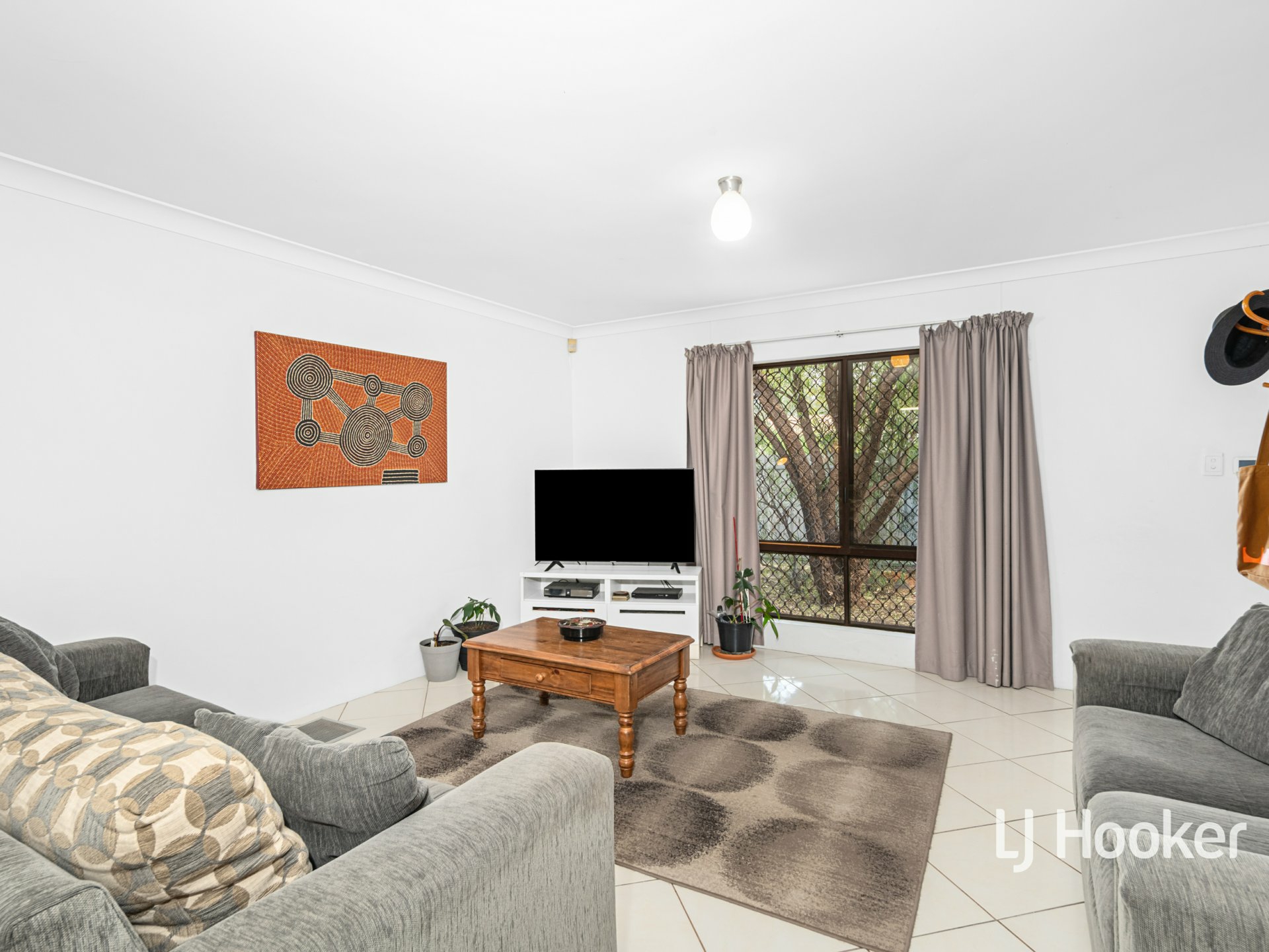 2/14 Lyndavale Drive — photo 6 of 15
