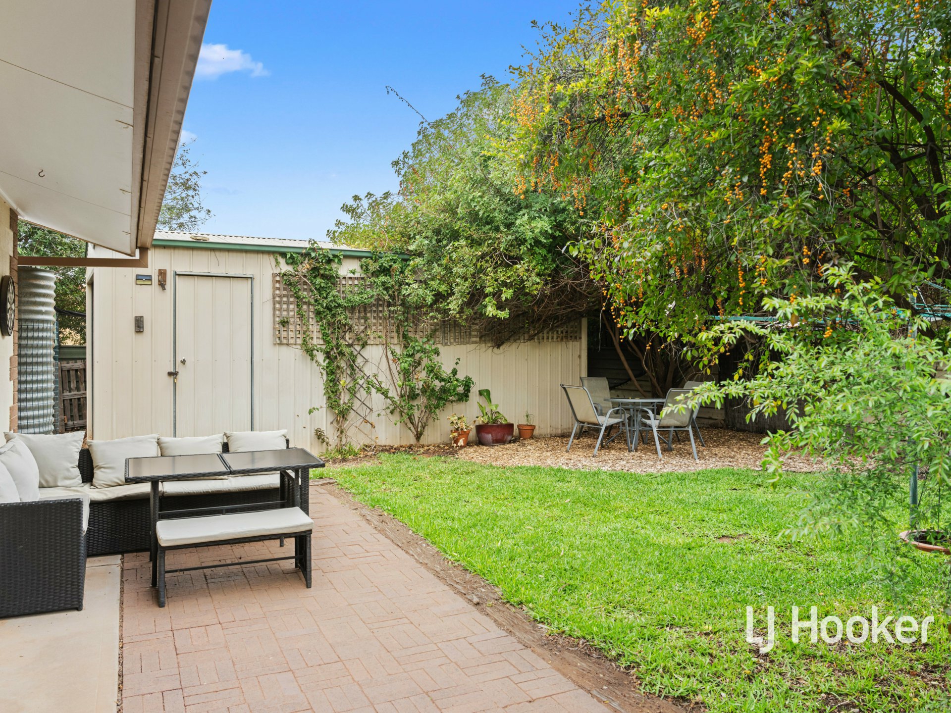 2/14 Lyndavale Drive — photo 12 of 15