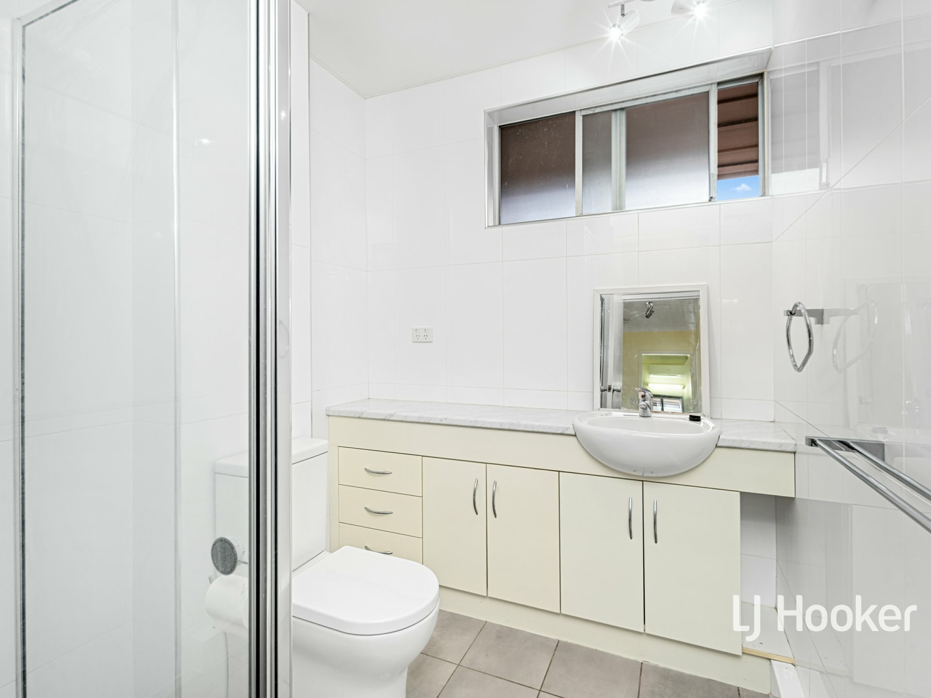83/111 Bloomfield Street — photo 11 of 16