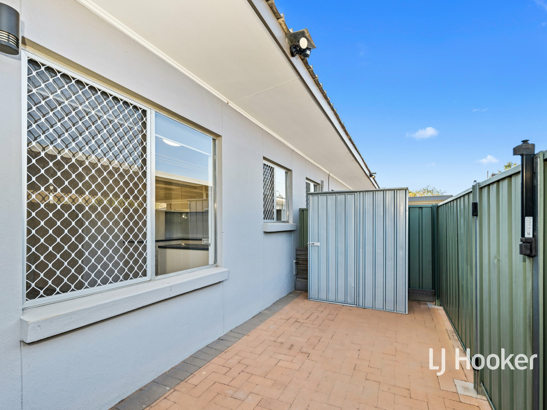 2/56 Bradshaw Drive — photo 9 of 14