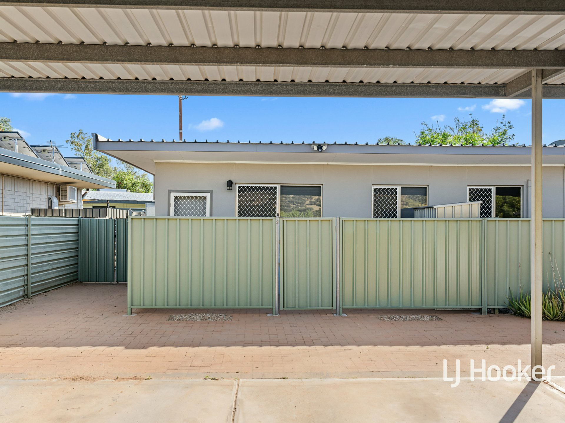 2/56 Bradshaw Drive — photo 10 of 14