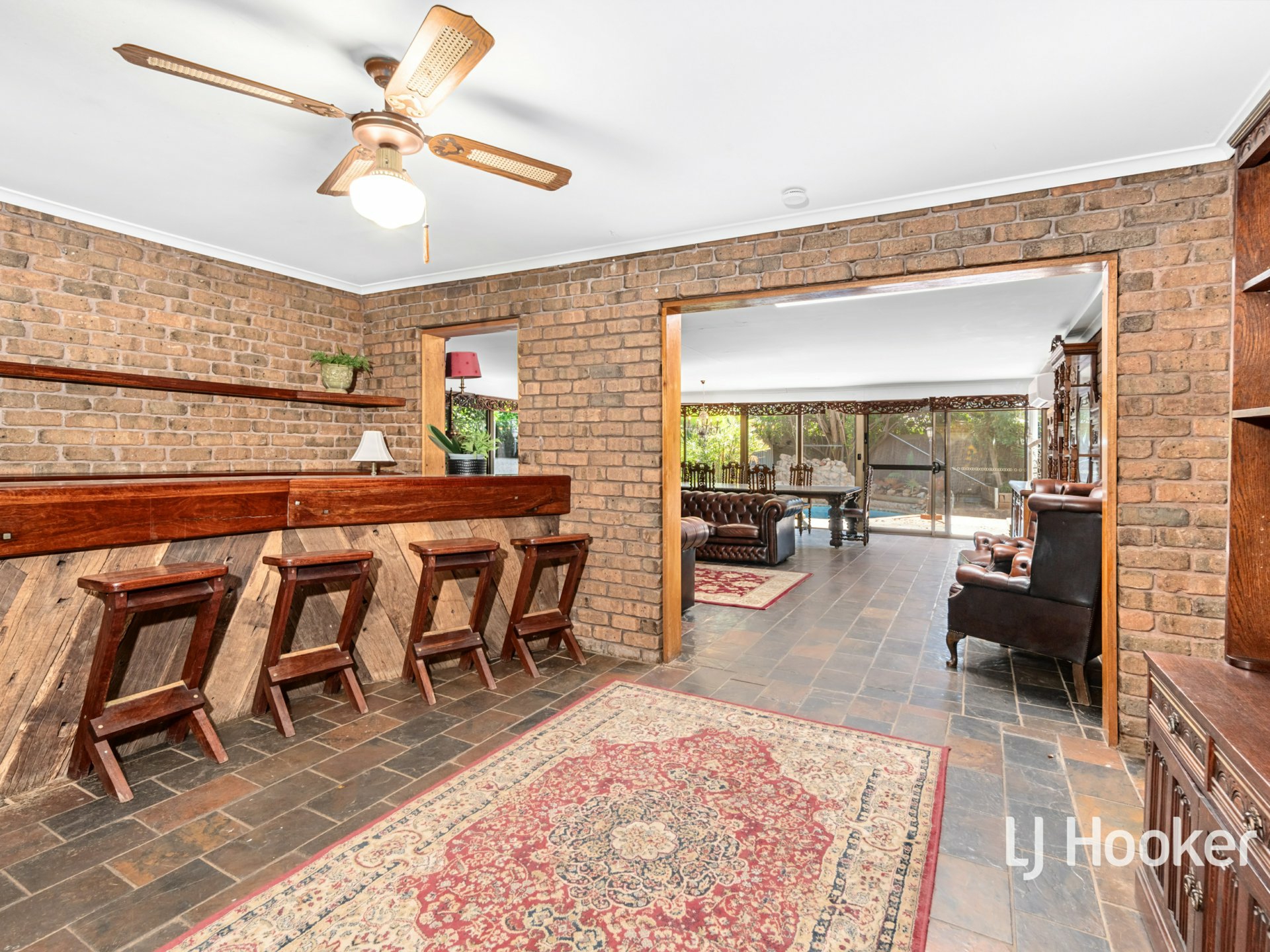 51 Coolibah Crescent — photo 8 of 30