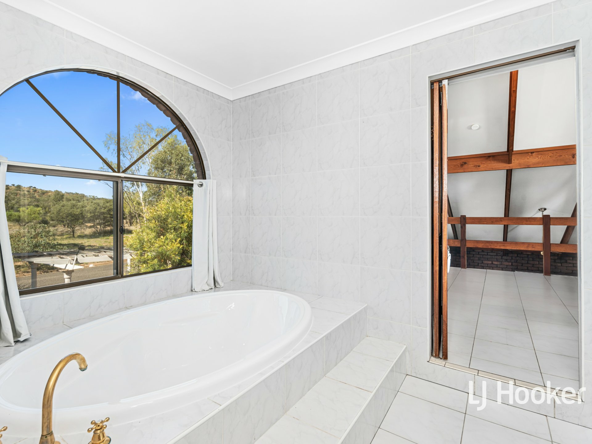 51 Coolibah Crescent — photo 22 of 30