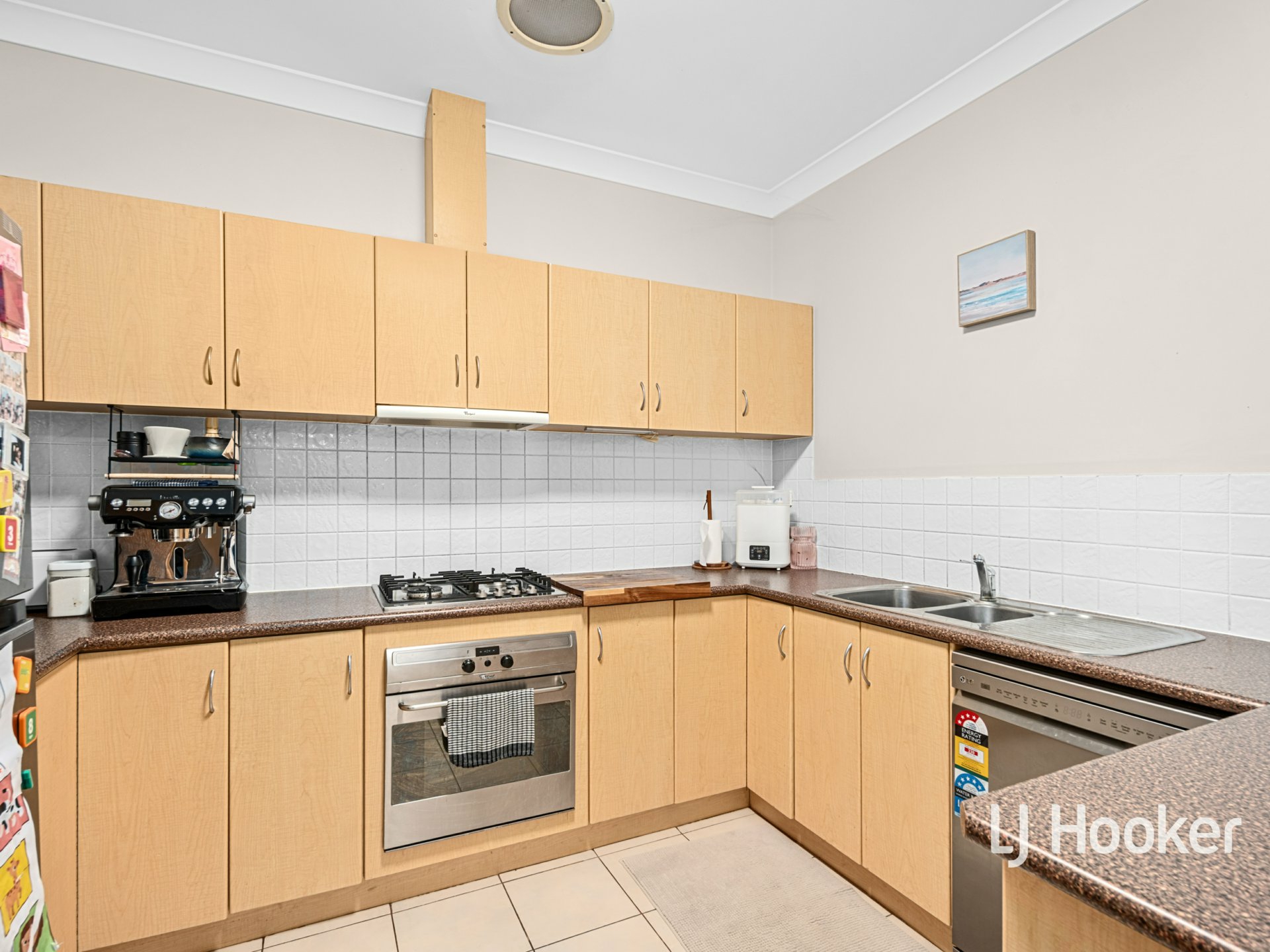 2/19 Latz Crescent — photo 6 of 13