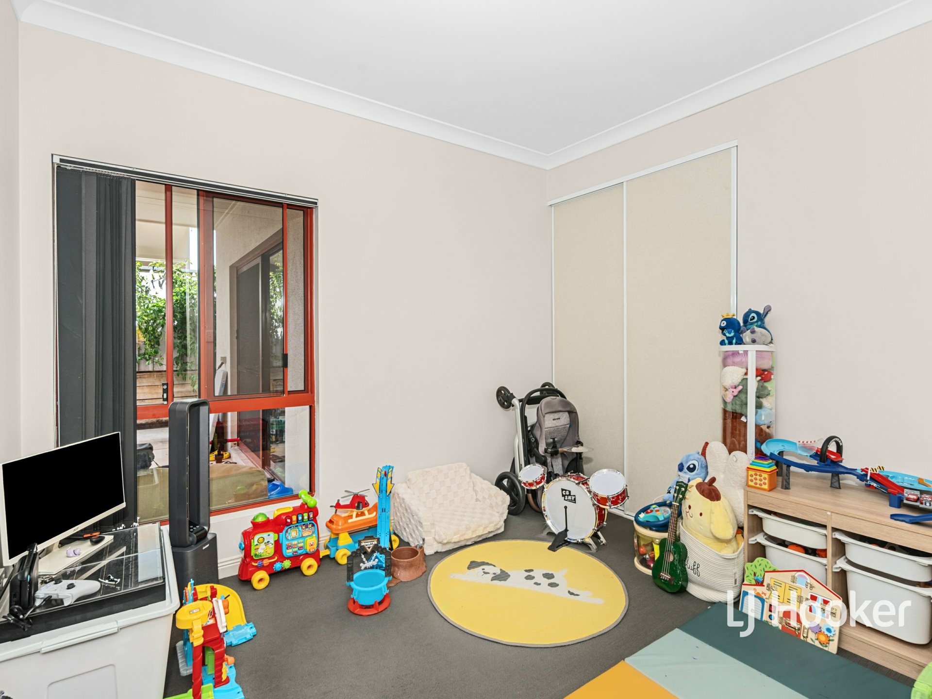 2/19 Latz Crescent — photo 9 of 13