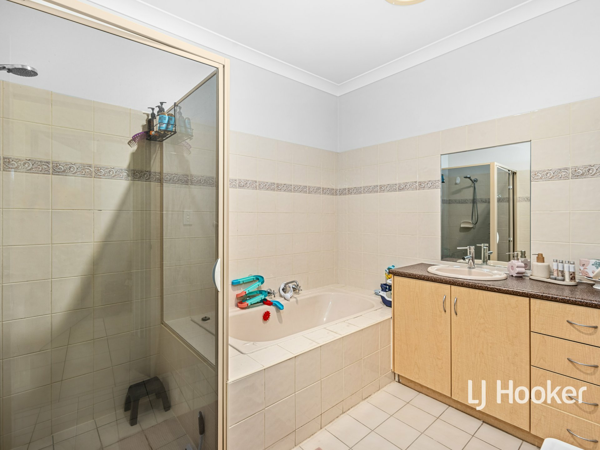 2/19 Latz Crescent — photo 11 of 13