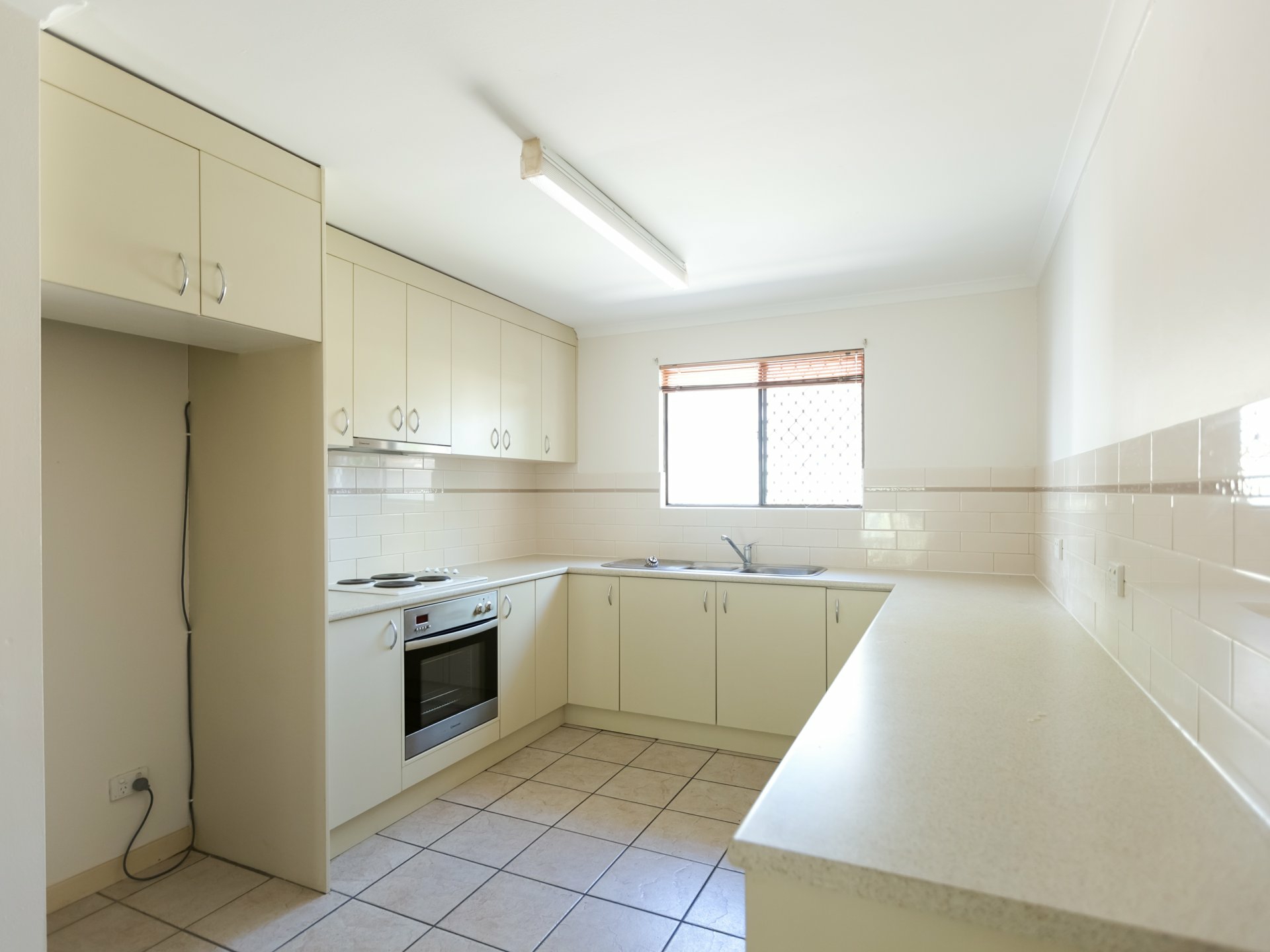 3/4 Aneura Place — photo 2 of 8