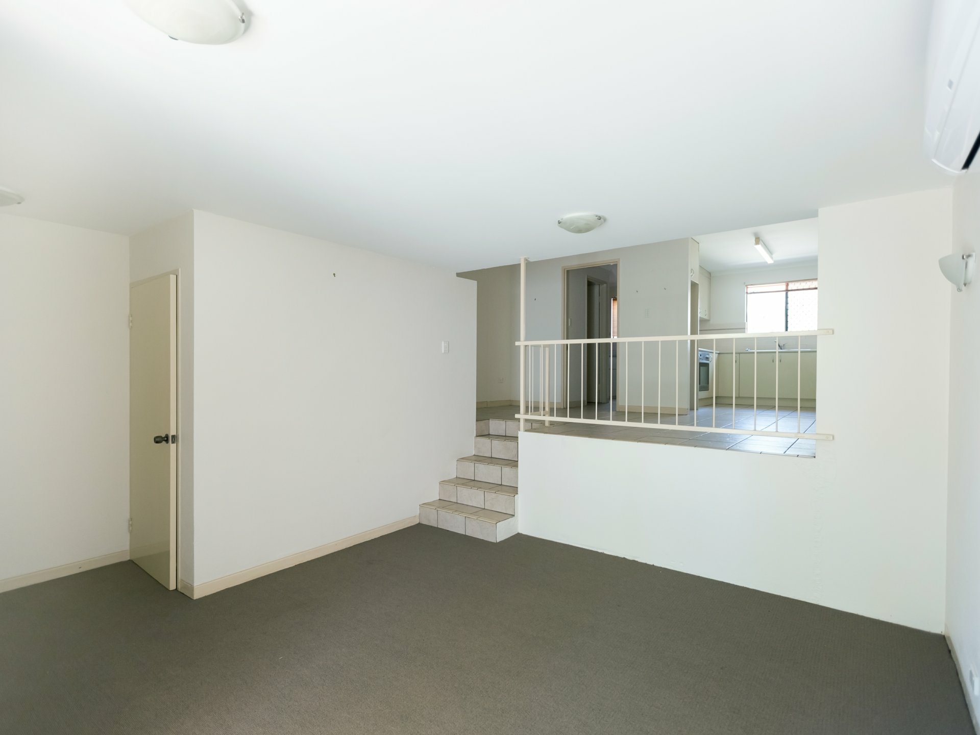 3/4 Aneura Place — photo 3 of 8