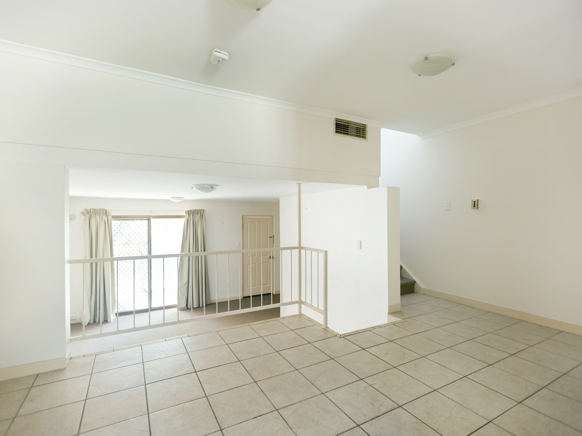 3/4 Aneura Place — photo 5 of 8