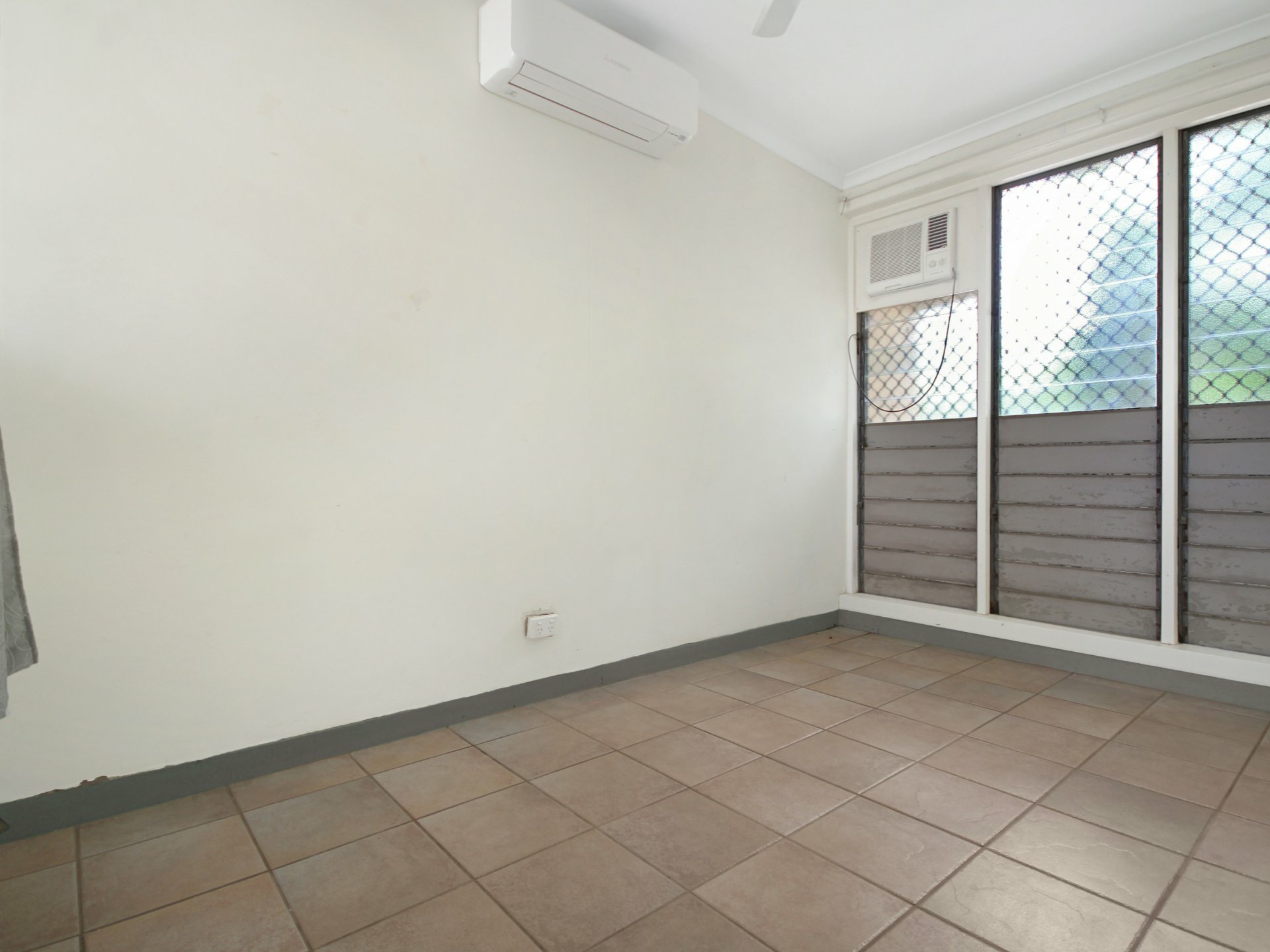 16 Tindal Street — photo 6 of 12