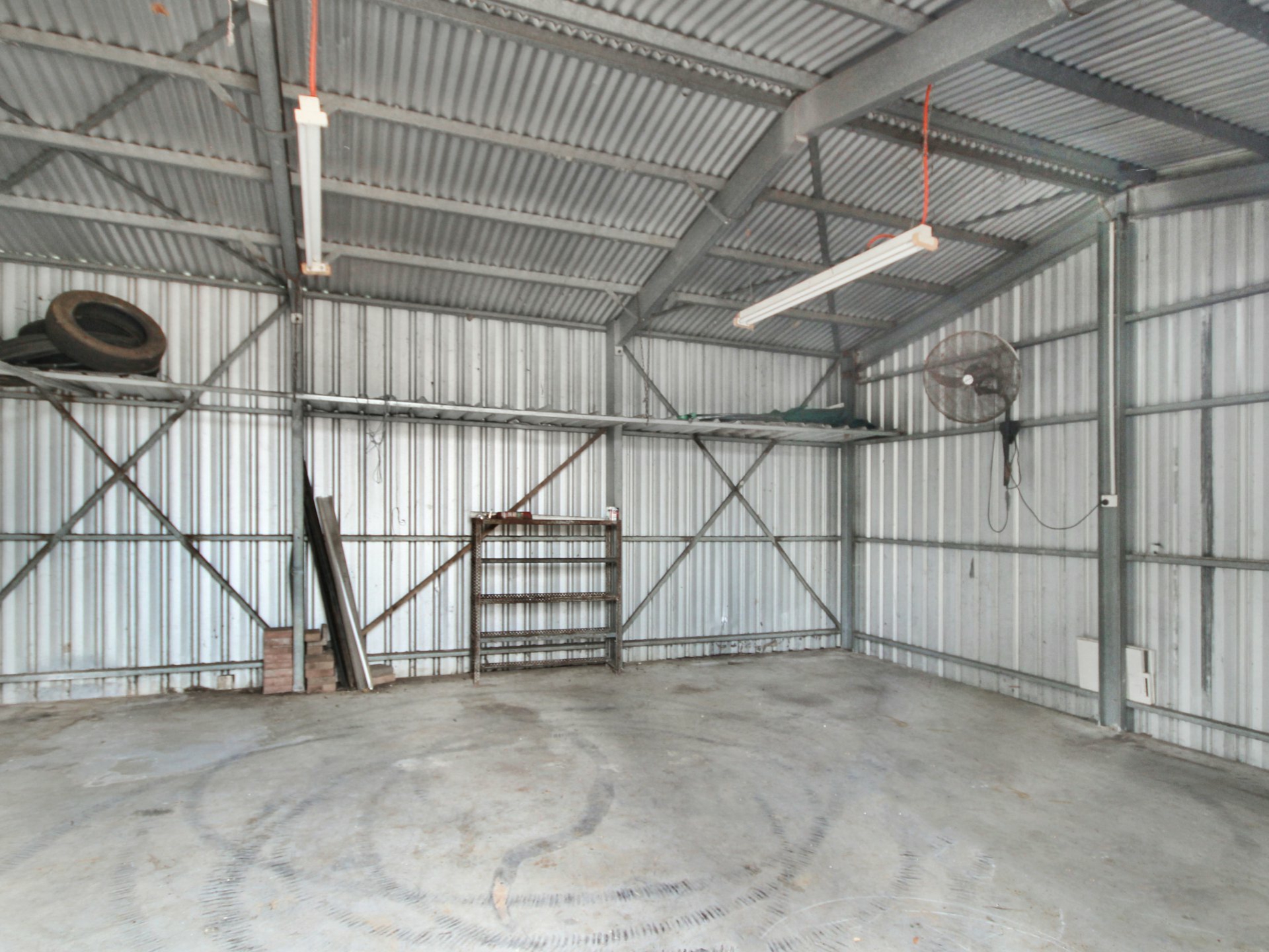 16 Tindal Street — photo 11 of 12