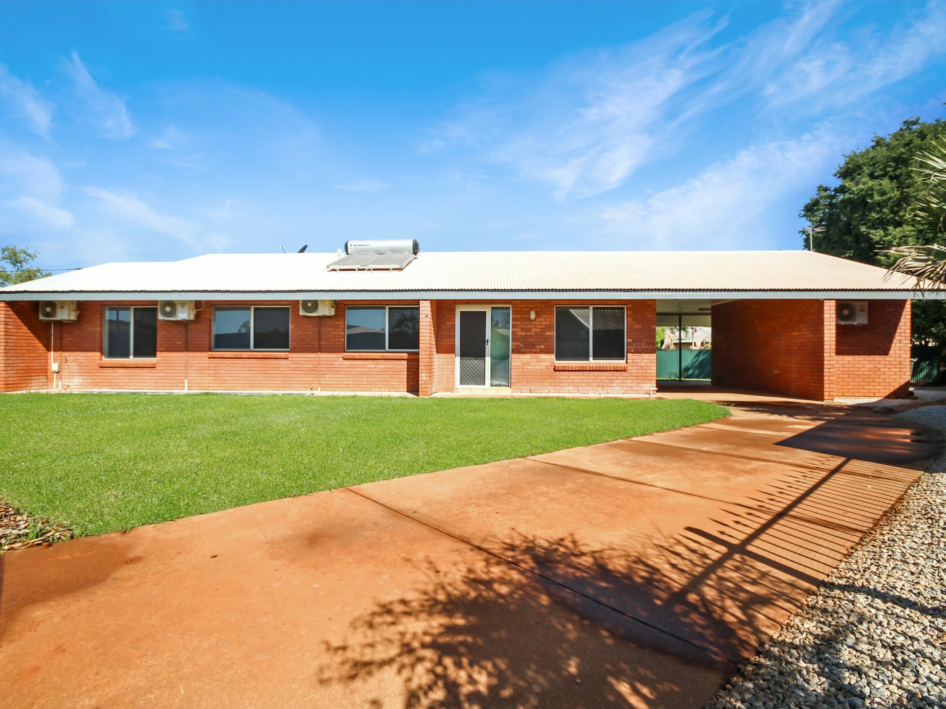 4 Banksia Court, KATHERINE