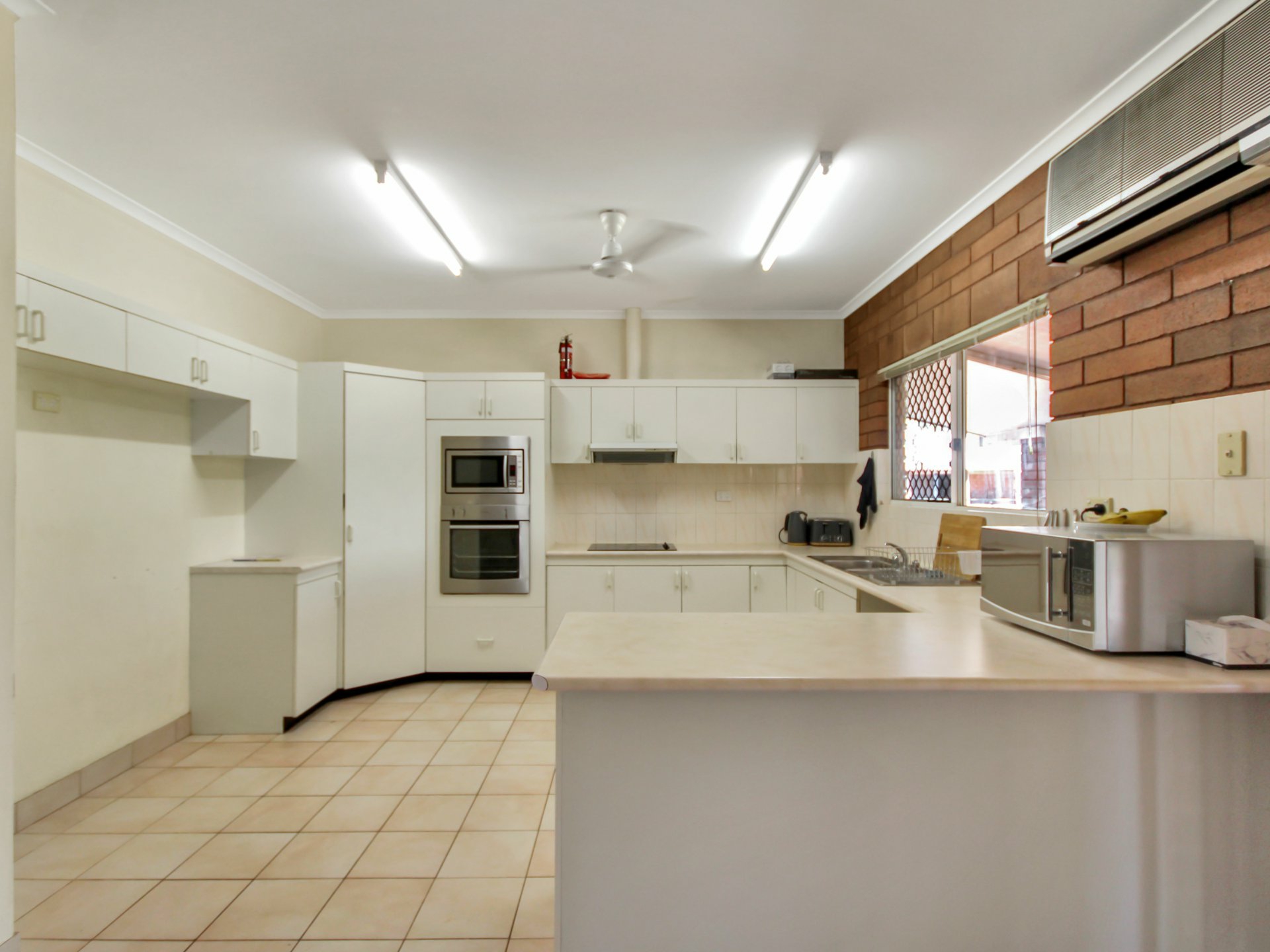 2 Cassia Court — photo 2 of 10