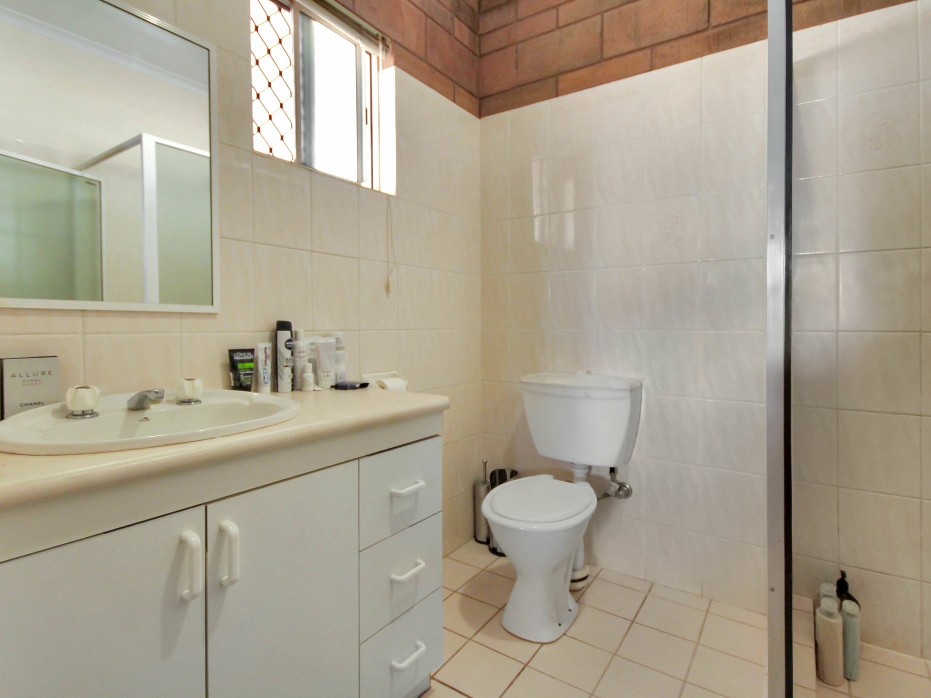 2 Cassia Court — photo 6 of 10