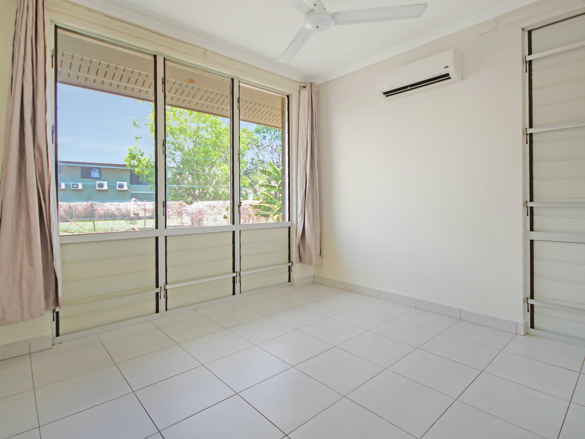 15 Gregory Court — photo 7 of 10