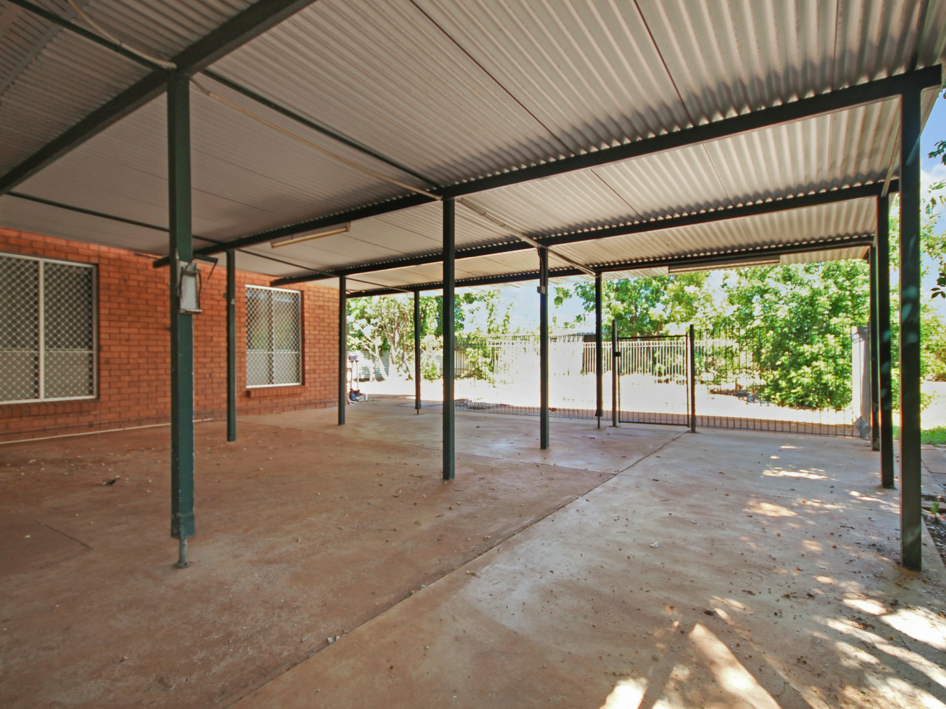 9 Kurrajong Court, KATHERINE
