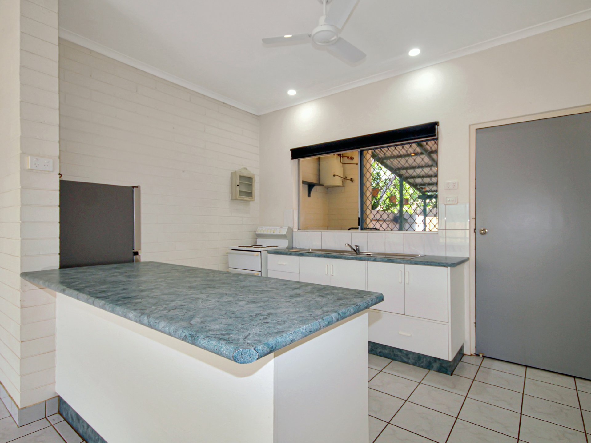 4/3 Clough Court, KATHERINE