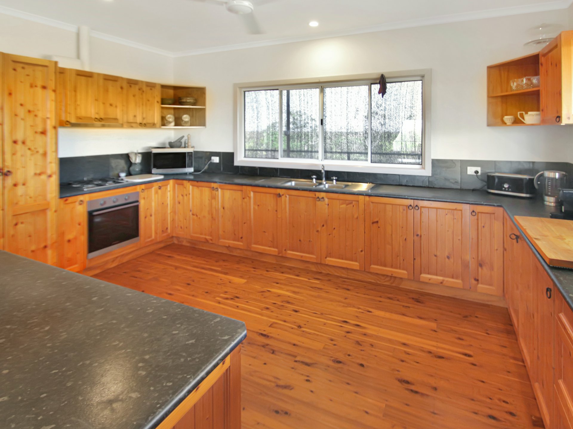 100 Cragborn Road, KATHERINE