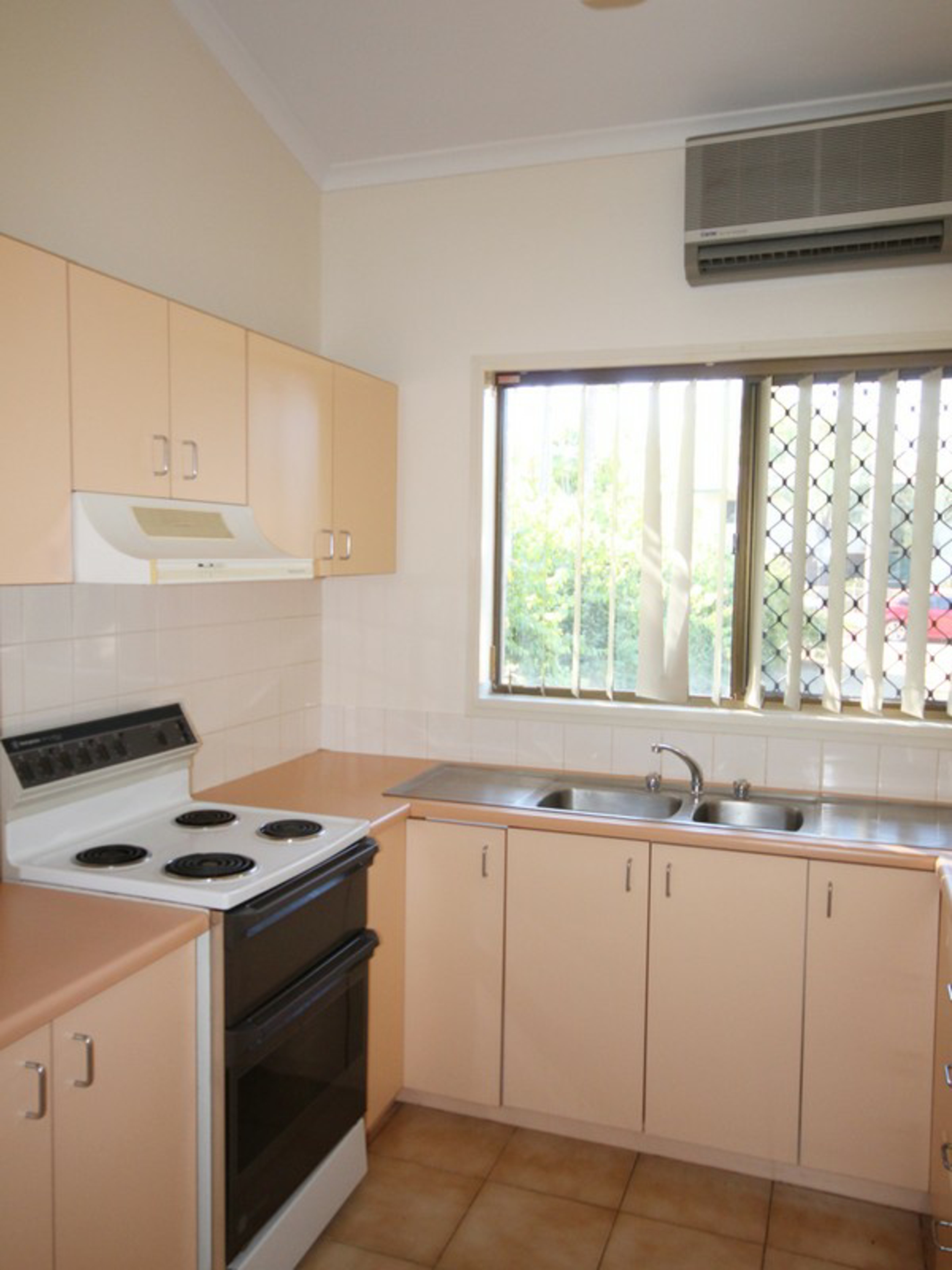 17 Frangipanni Court, KATHERINE
