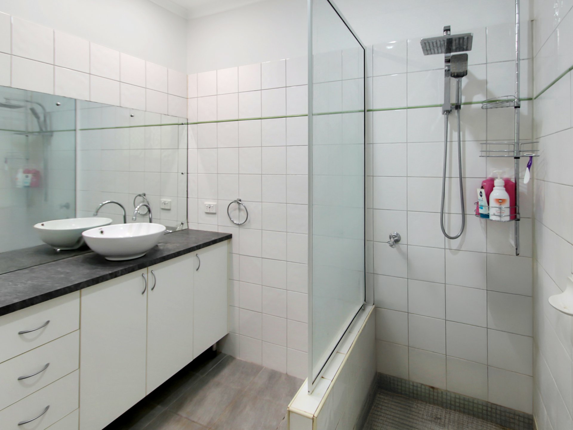 8 Ronan Court — photo 12 of 17