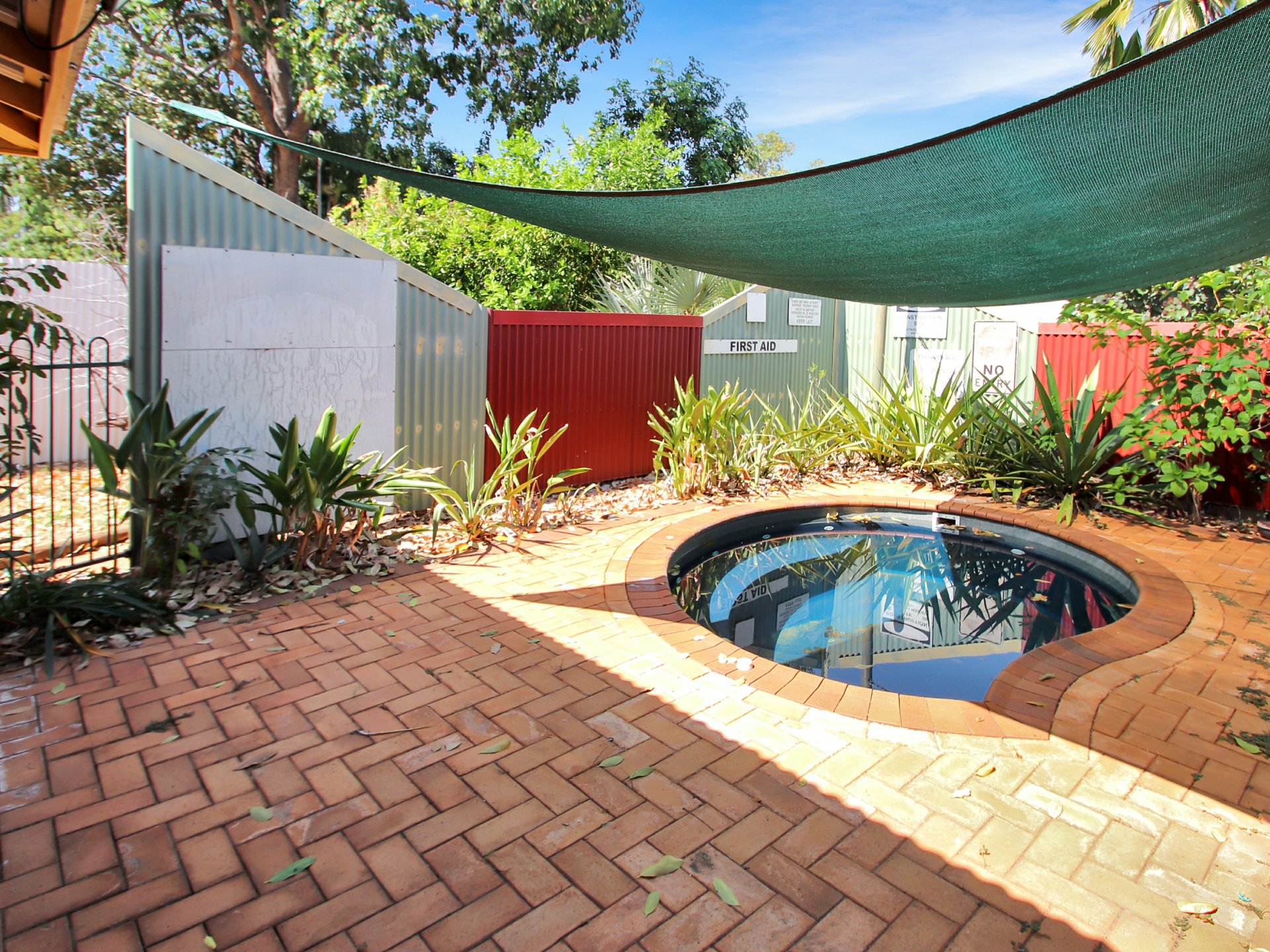 8 Ronan Court — photo 16 of 17