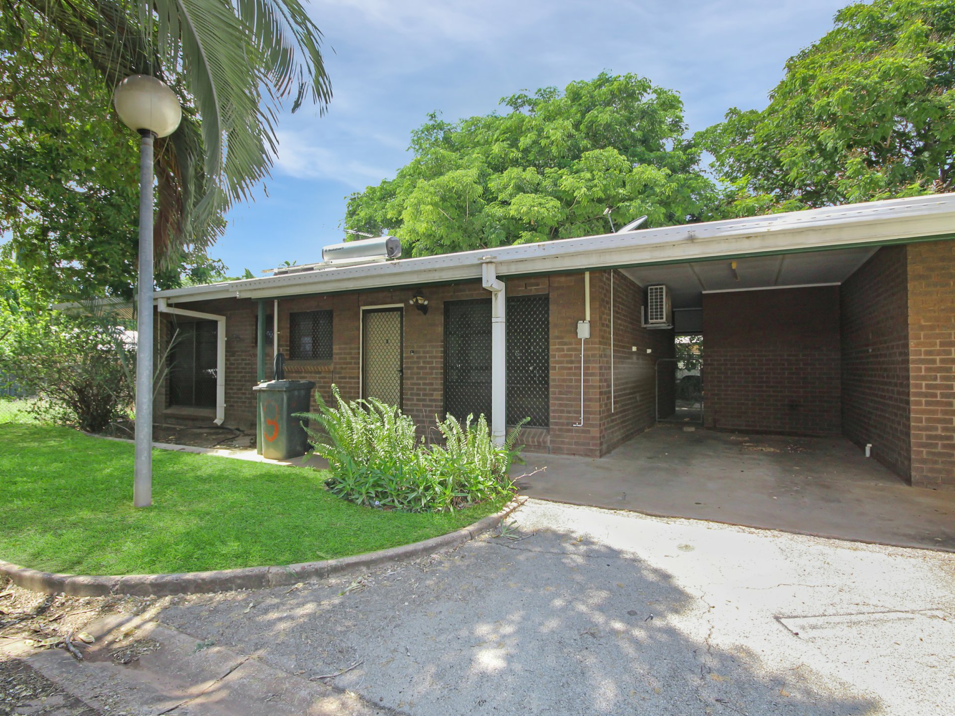 Unit 3/5 Power Crescent — photo from LJ Hooker Katherine