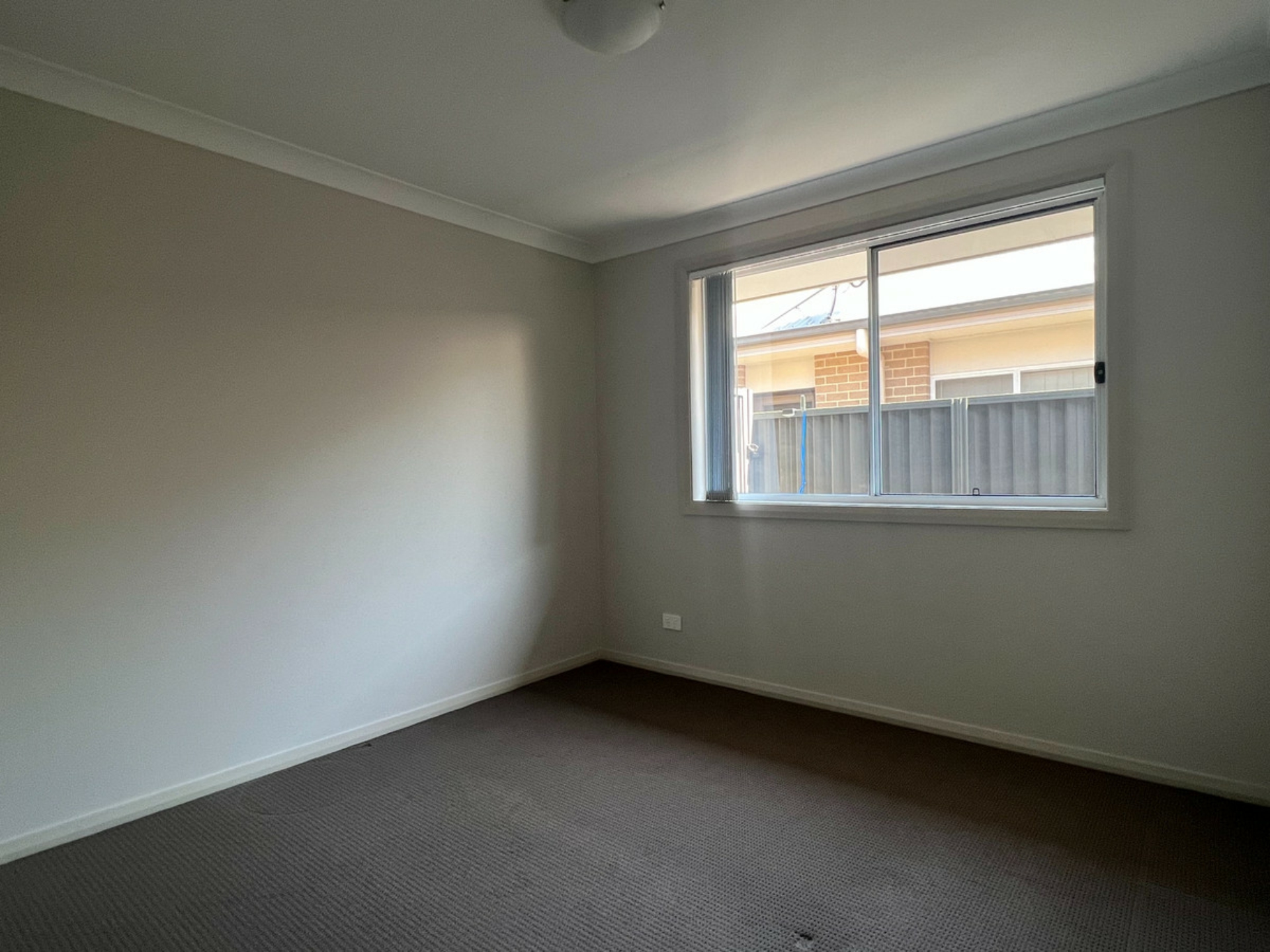 82a Clinton Way, HAMLYN TERRACE