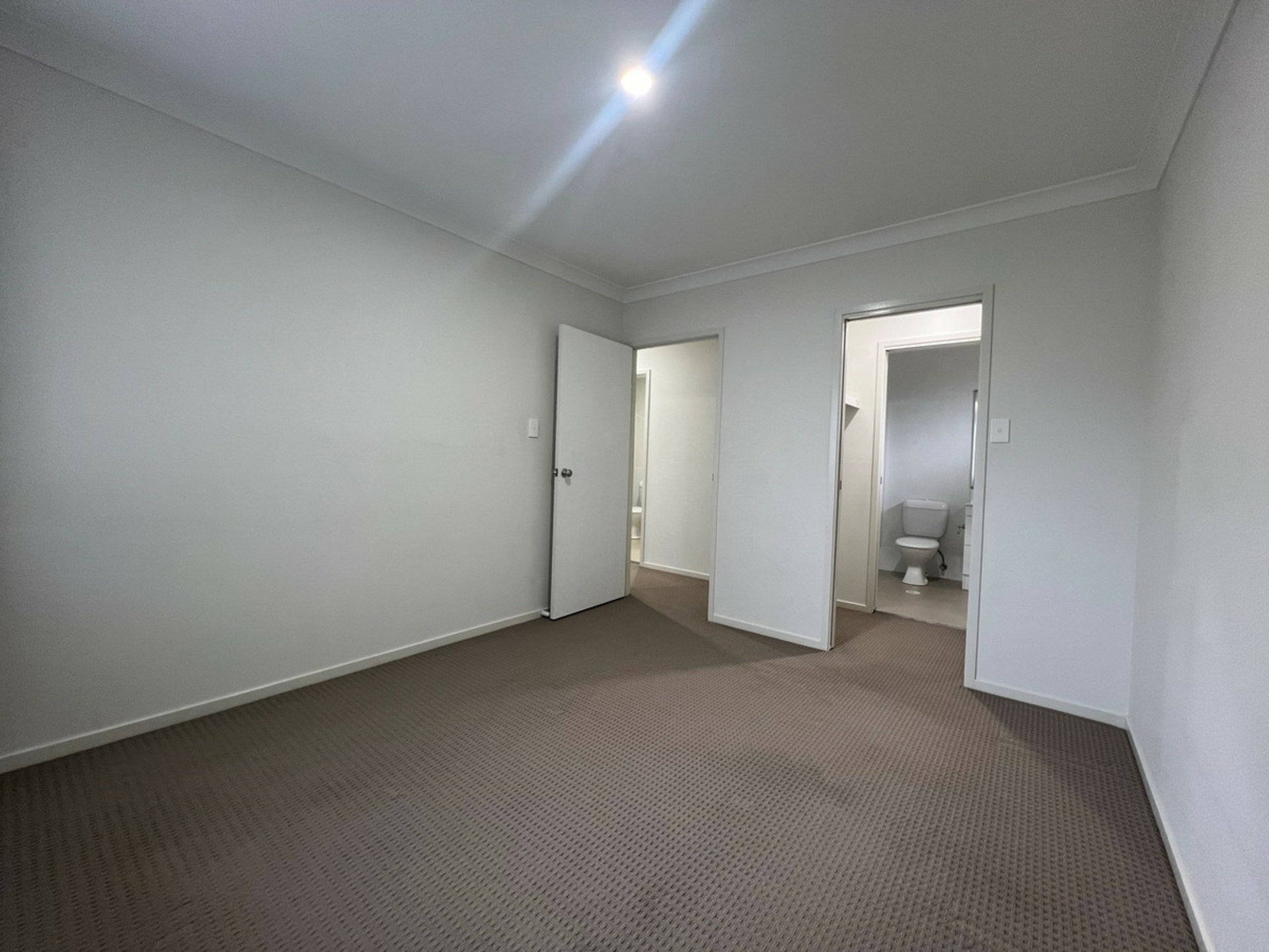38 Nigella Circuit, HAMLYN TERRACE
