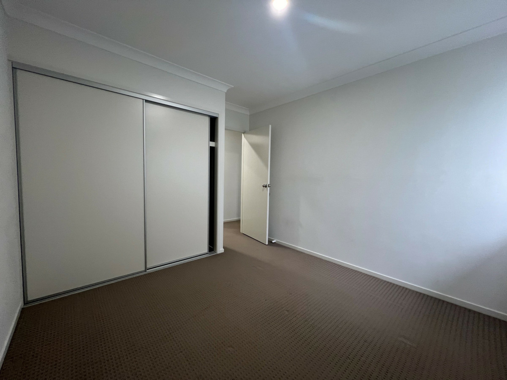 38 Nigella Circuit, HAMLYN TERRACE