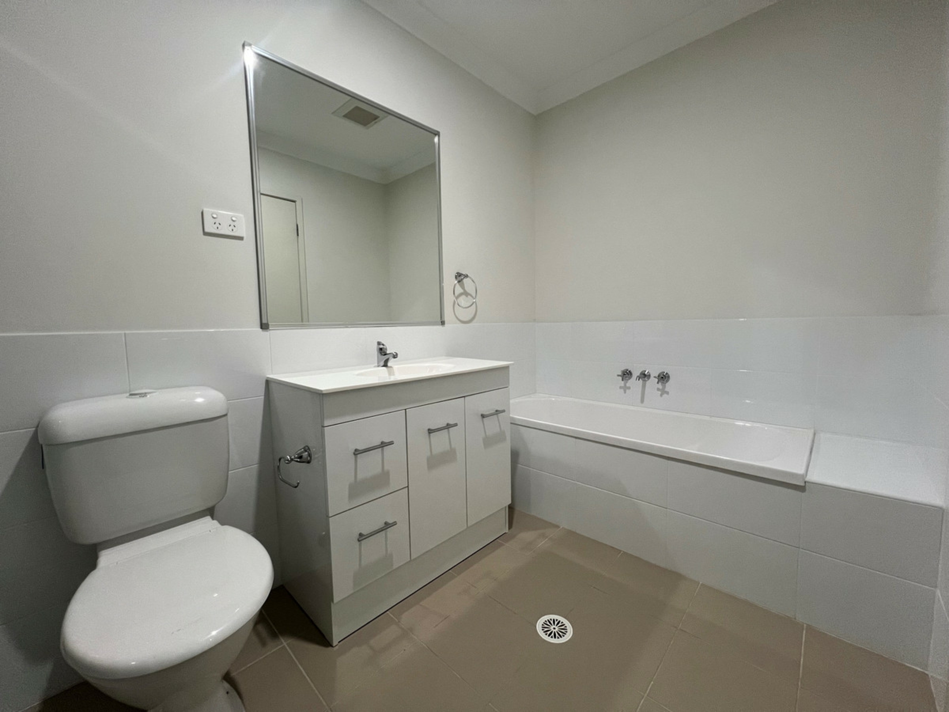 38 Nigella Circuit, HAMLYN TERRACE