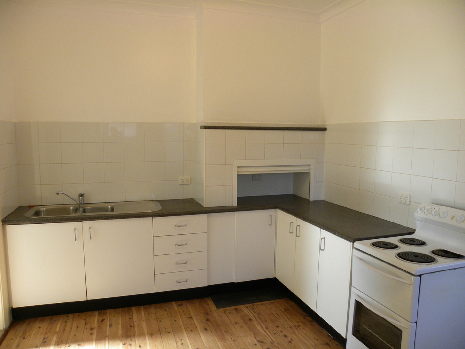 10 York Street, GOSFORD