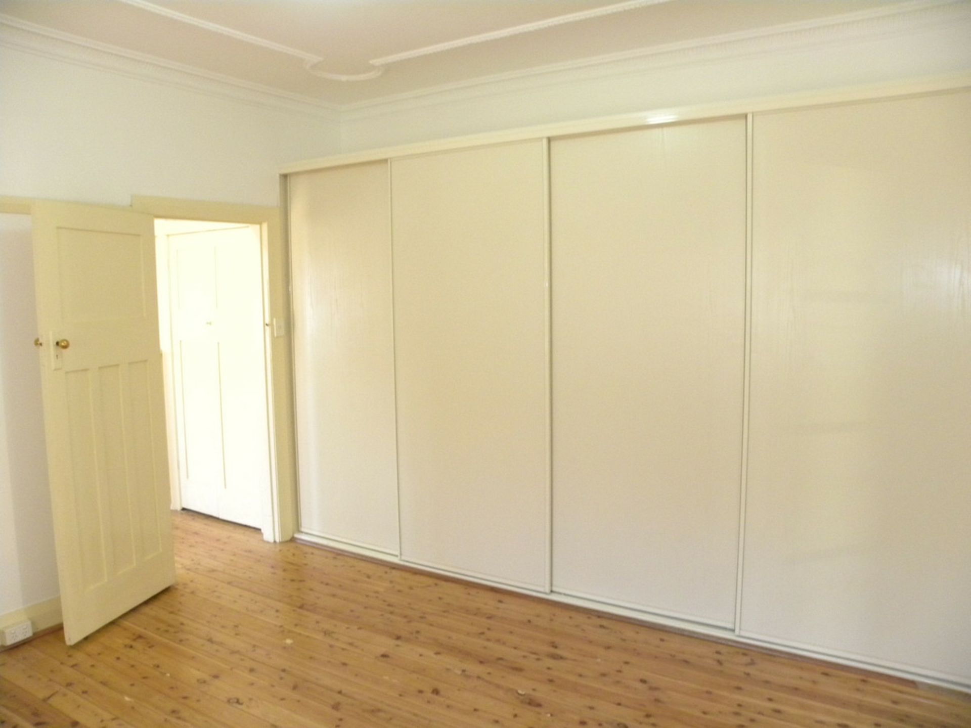 10 York Street, GOSFORD