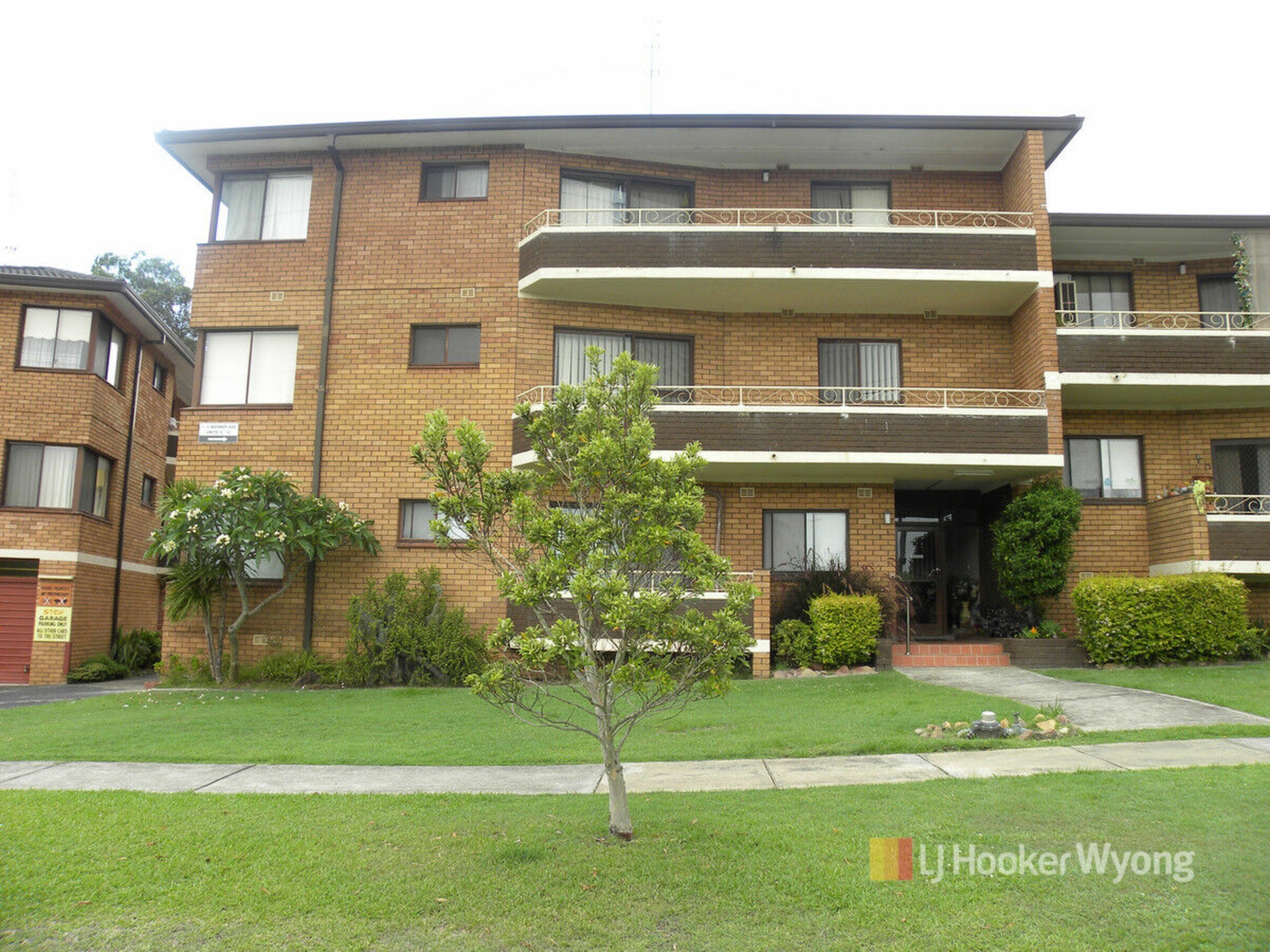 14/1 Warner Avenue, WYONG