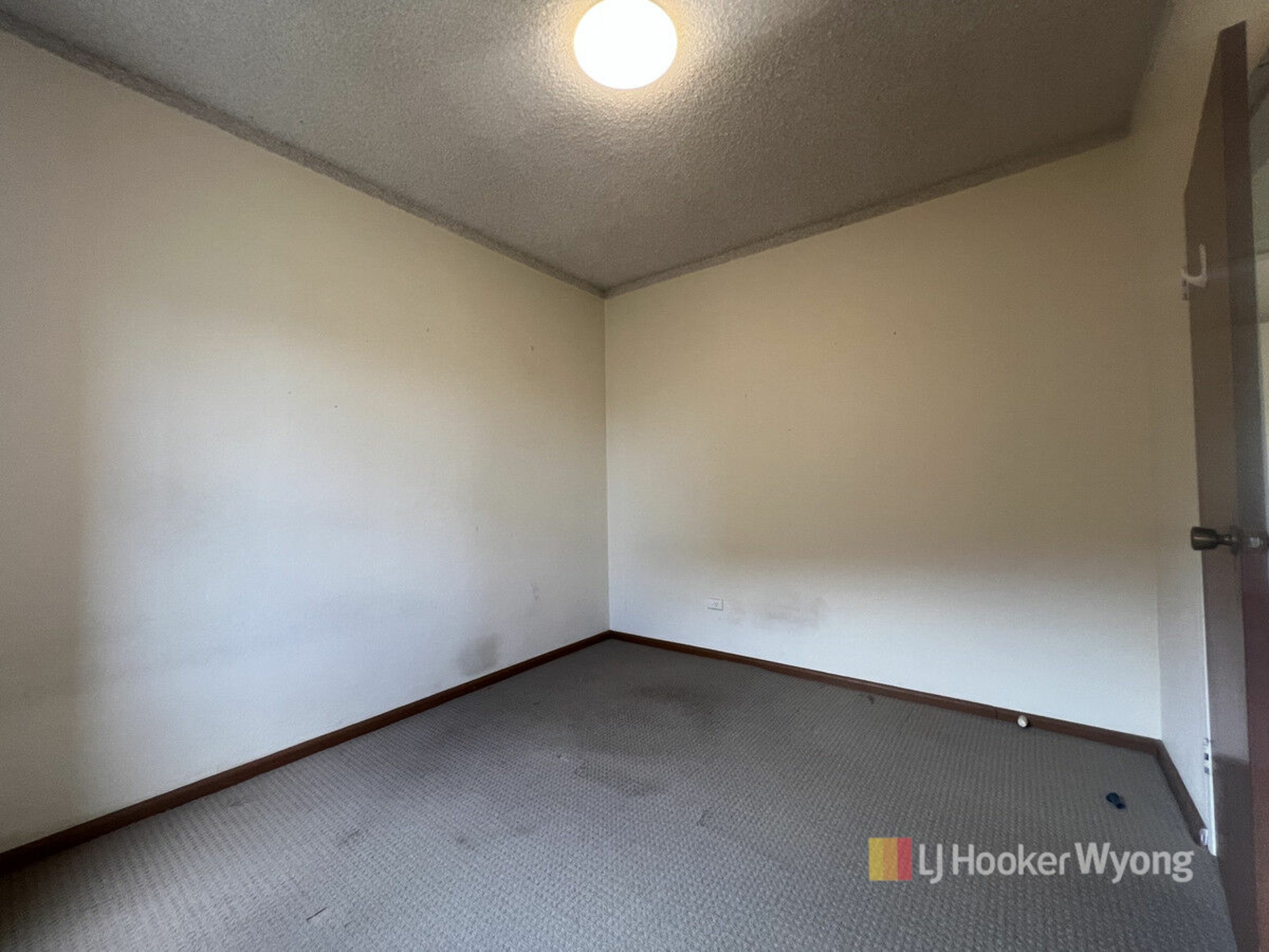 14/1 Warner Avenue, WYONG