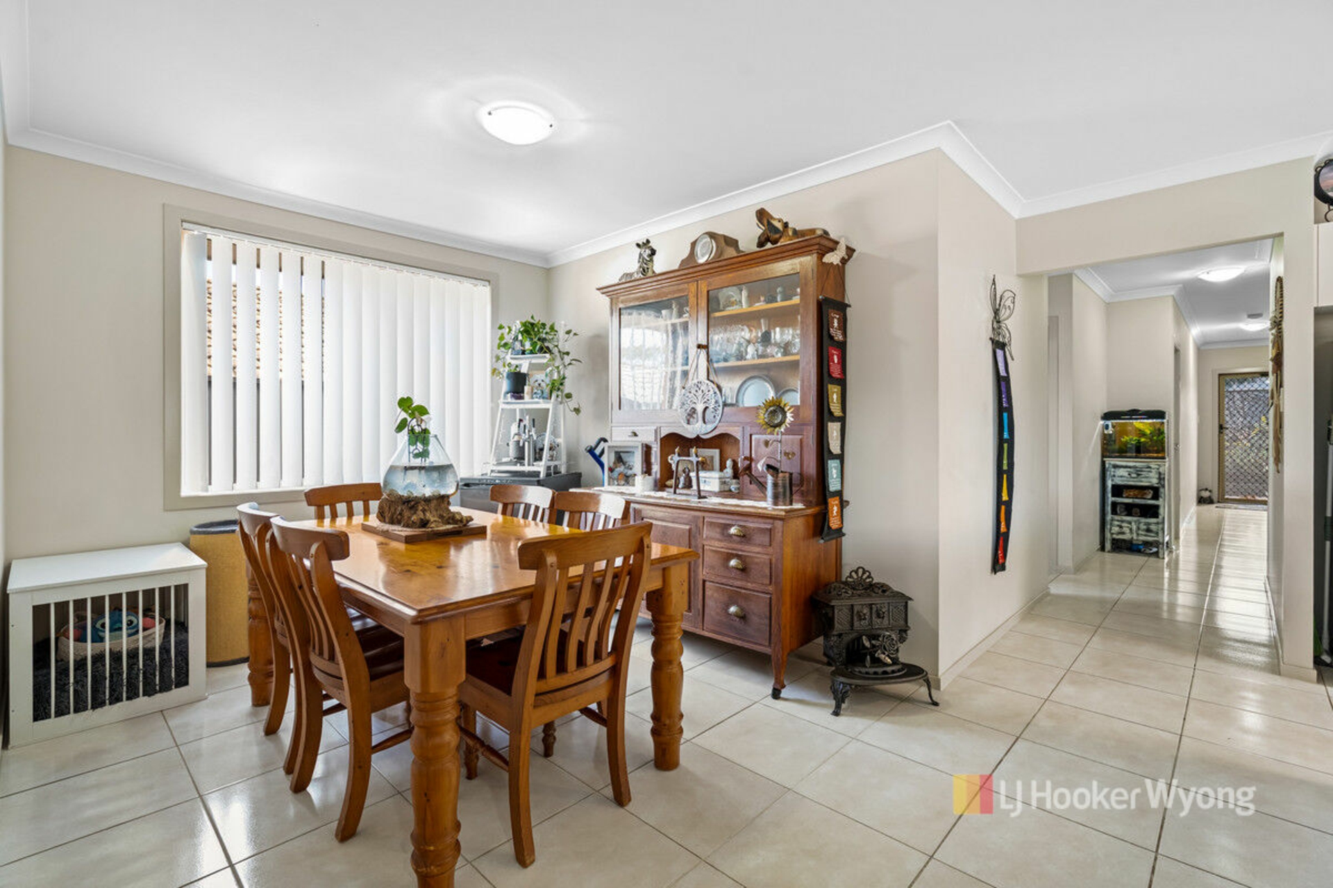 6 Noble Court — photo 3 of 14