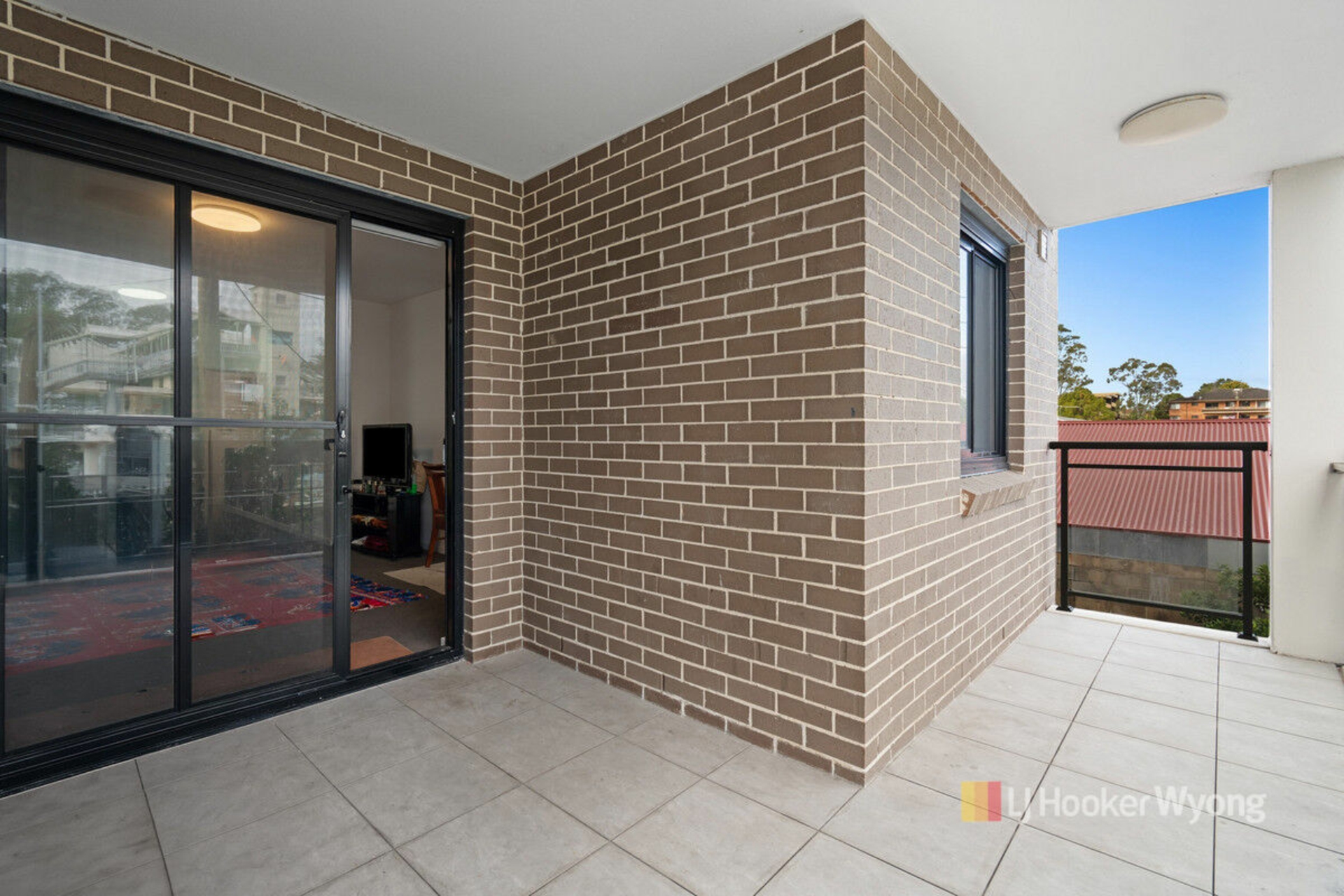 5/51-53 Howarth Street — photo 8 of 14