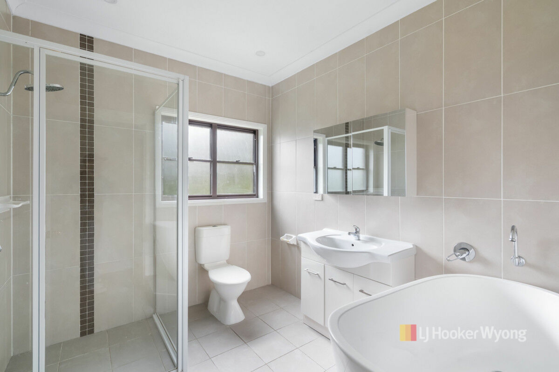 190 Pollock Avenue — photo 15 of 22
